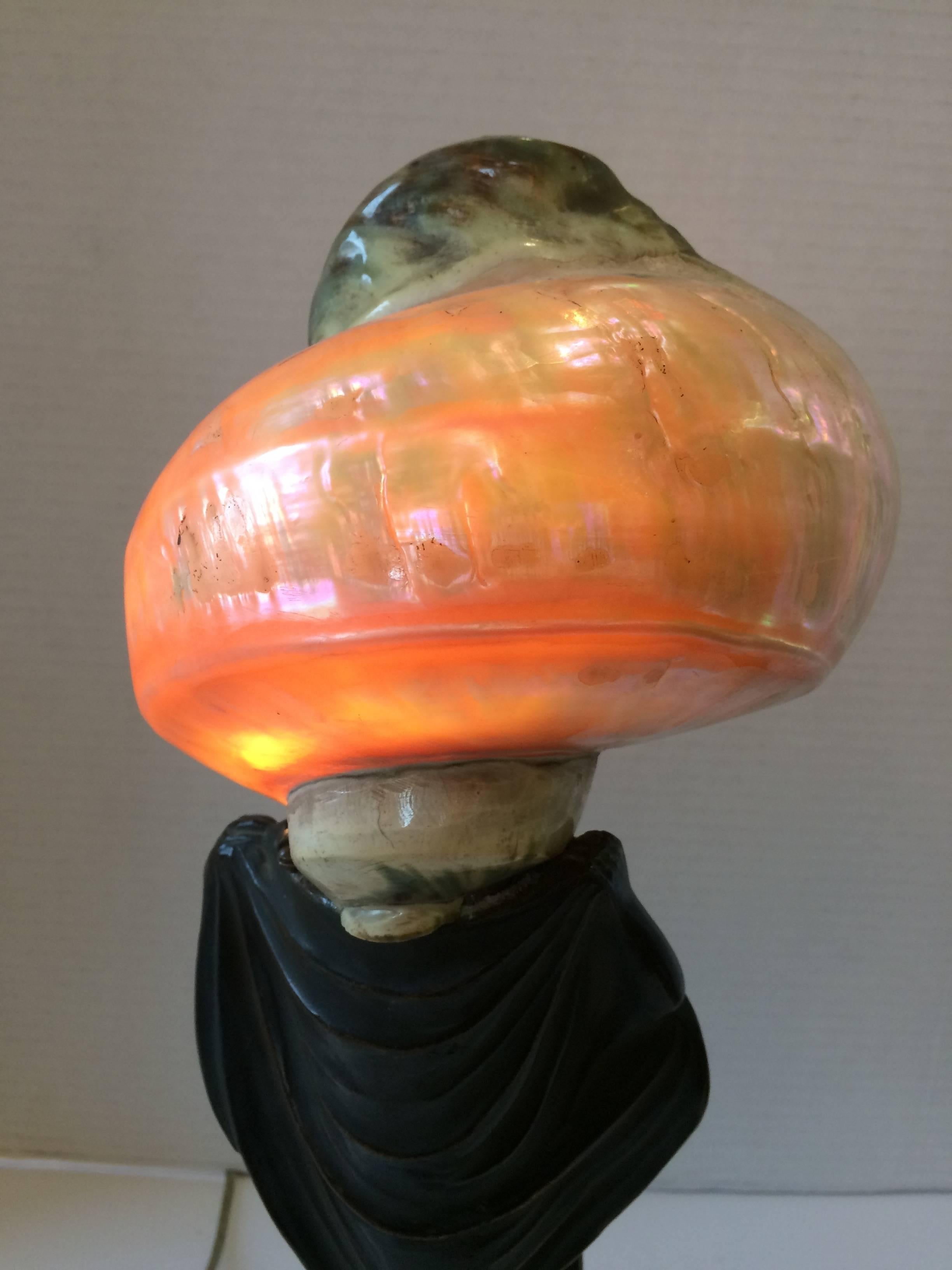 Dazzling Art Deco Bronze and Conch Shell Table Lamp For Sale 4
