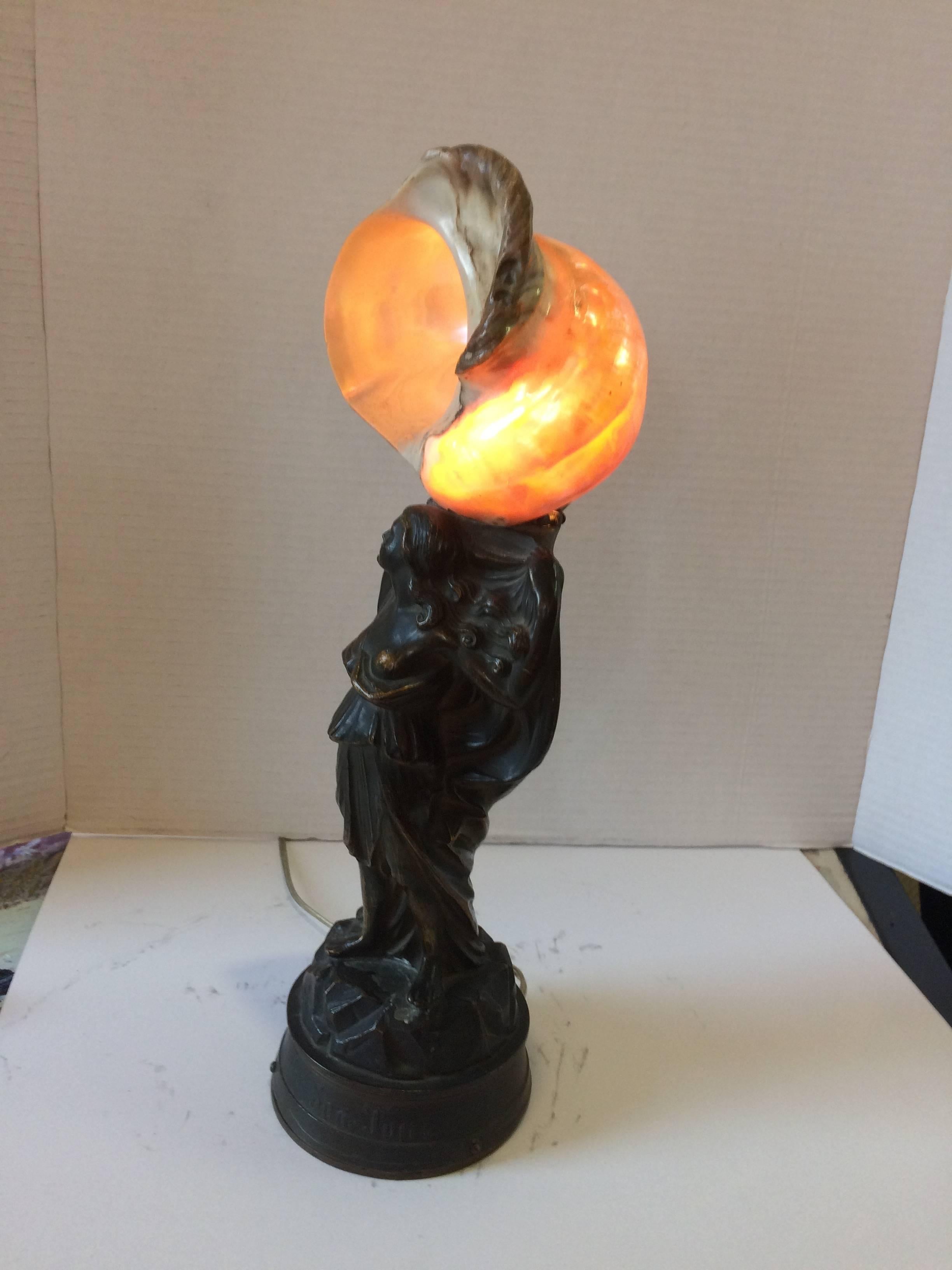 Dazzling Art Deco Bronze and Conch Shell Table Lamp In Excellent Condition For Sale In Hopewell, NJ