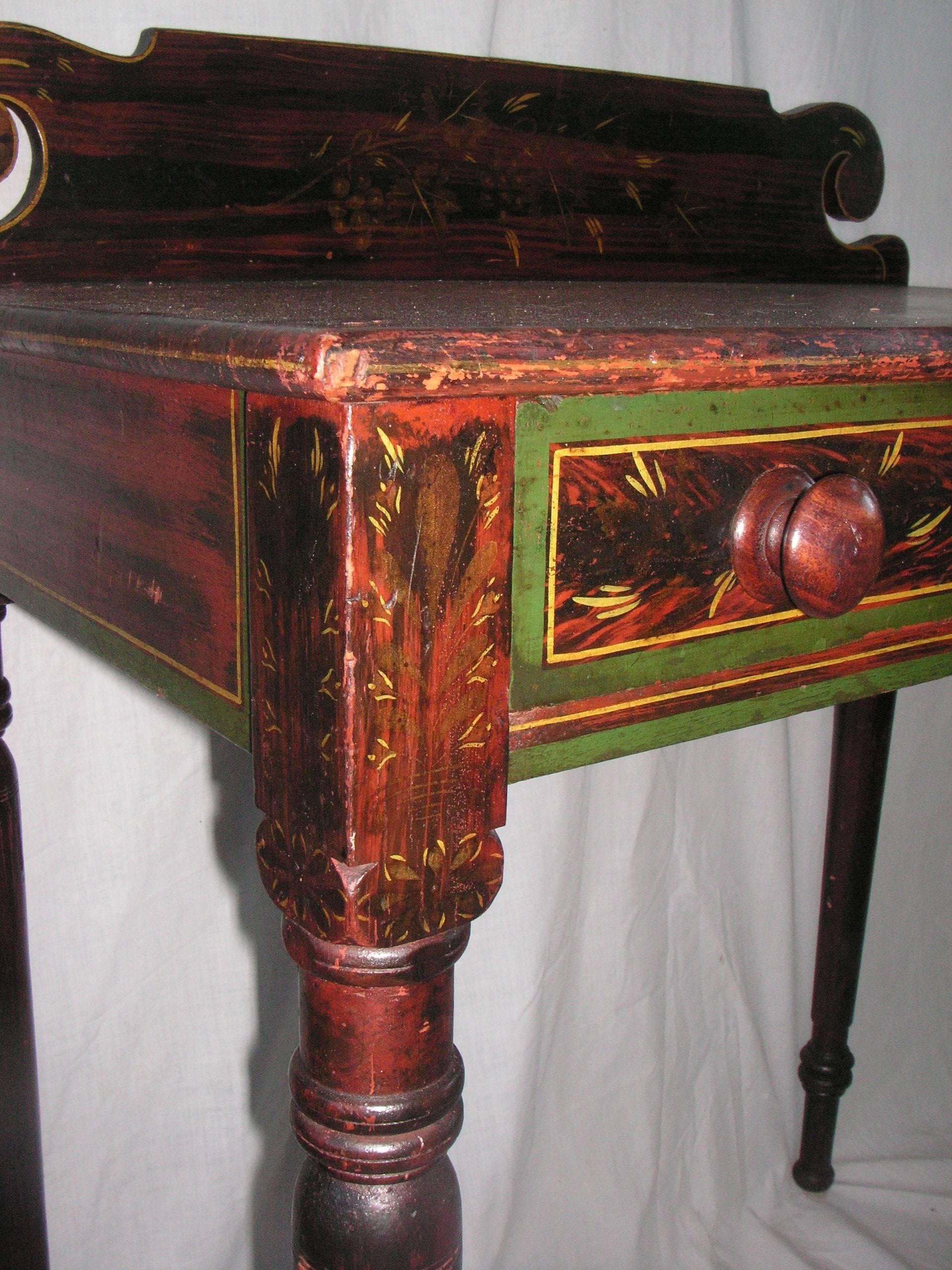 19th Century Charming New England Dressing Table or Desk In Excellent Condition In Hopewell, NJ