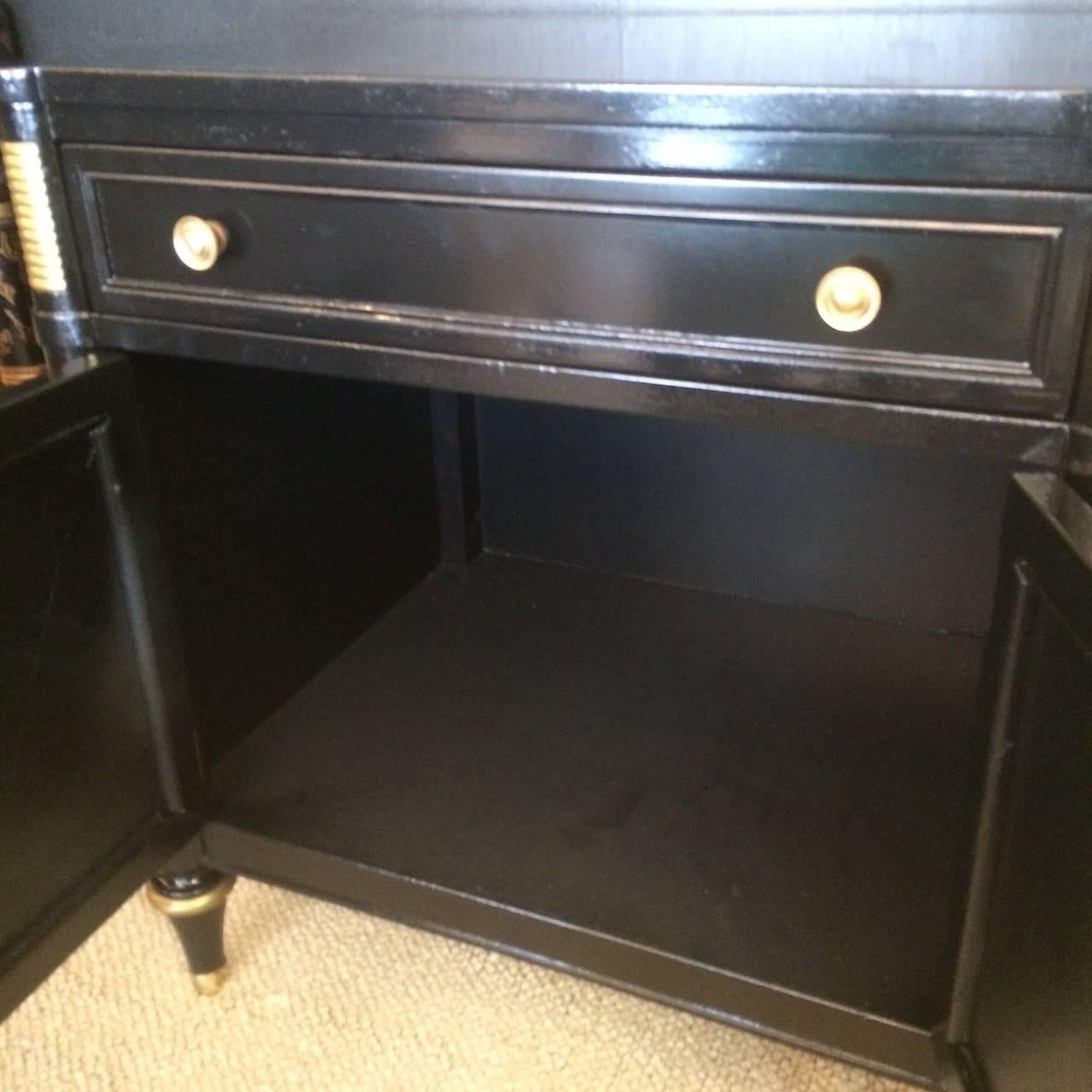 Mid-Century Modern Pair of Ebonized Nightstands or Side Cabinets