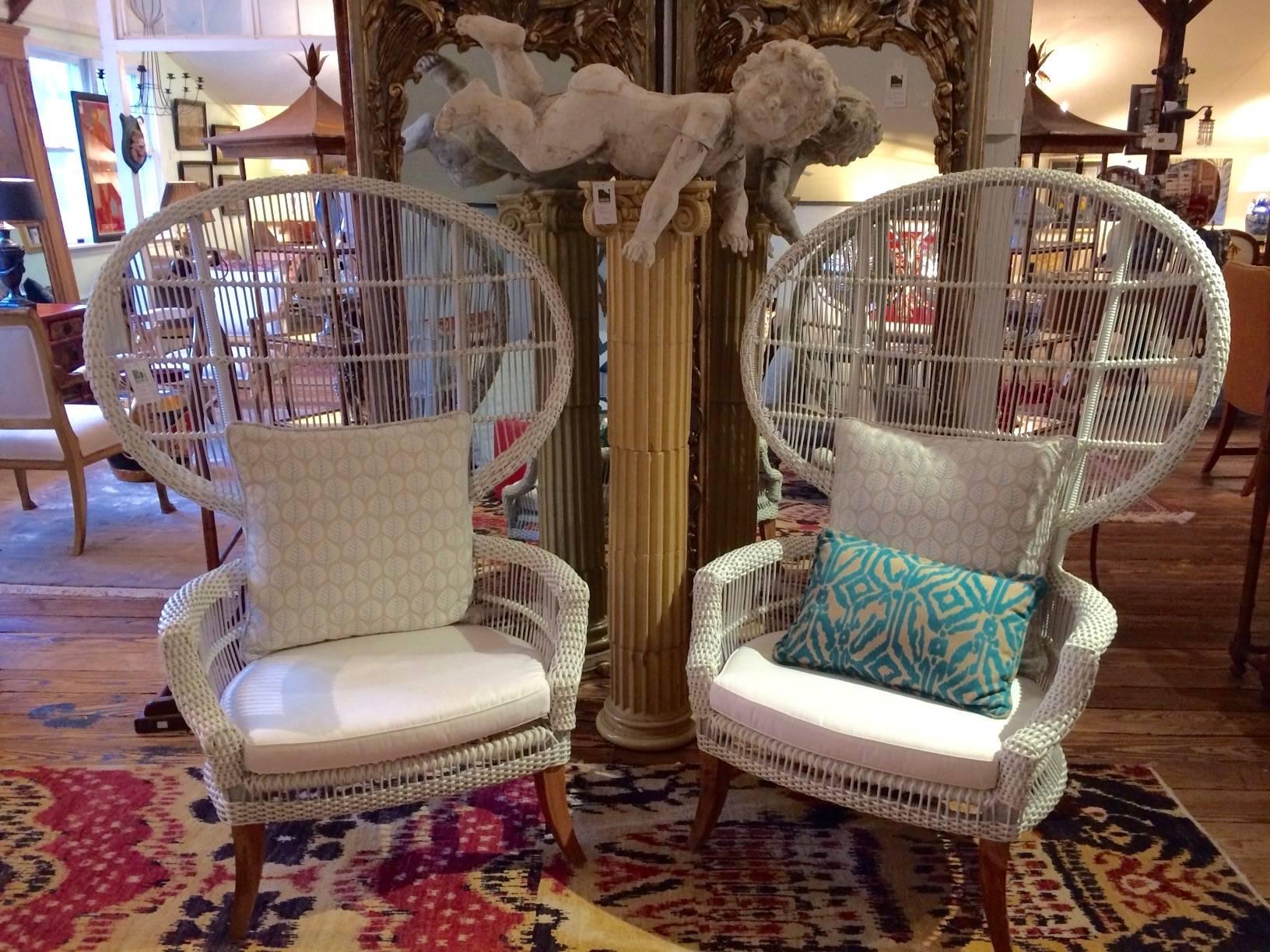 Super Dramatic and Large Wicker Fan Chairs In Excellent Condition In Hopewell, NJ