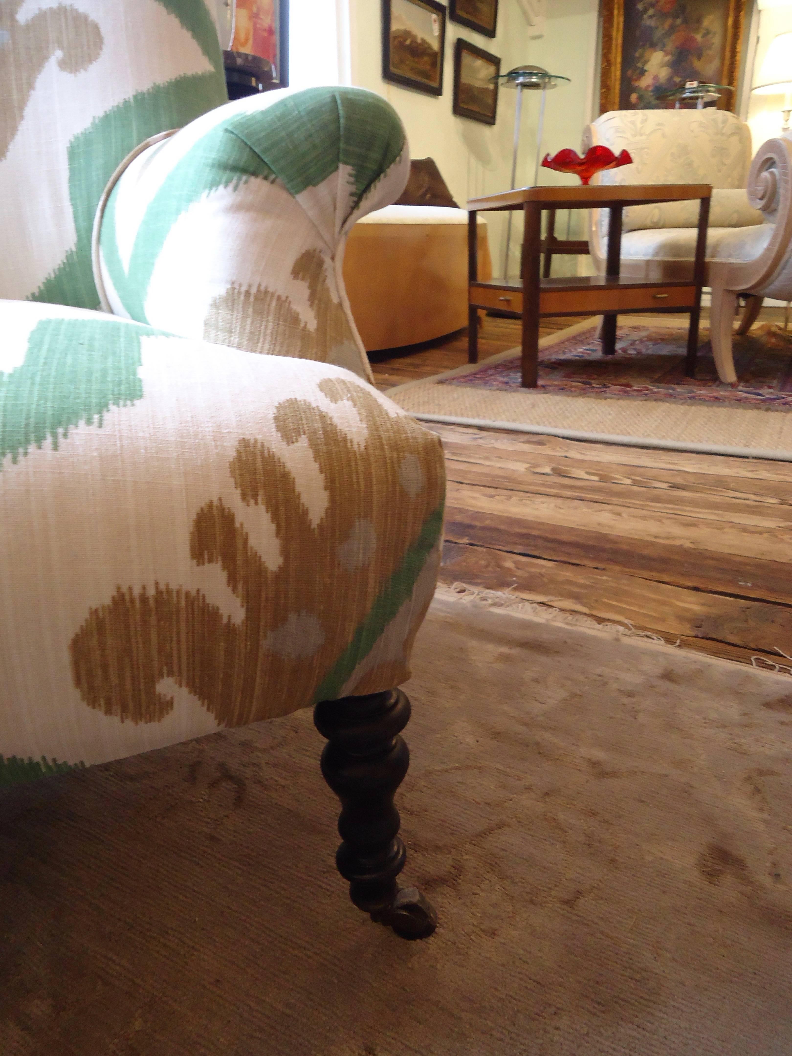 Vintage Apartment Size Club Chair with Graphic Ikat Upholstery In Excellent Condition In Hopewell, NJ
