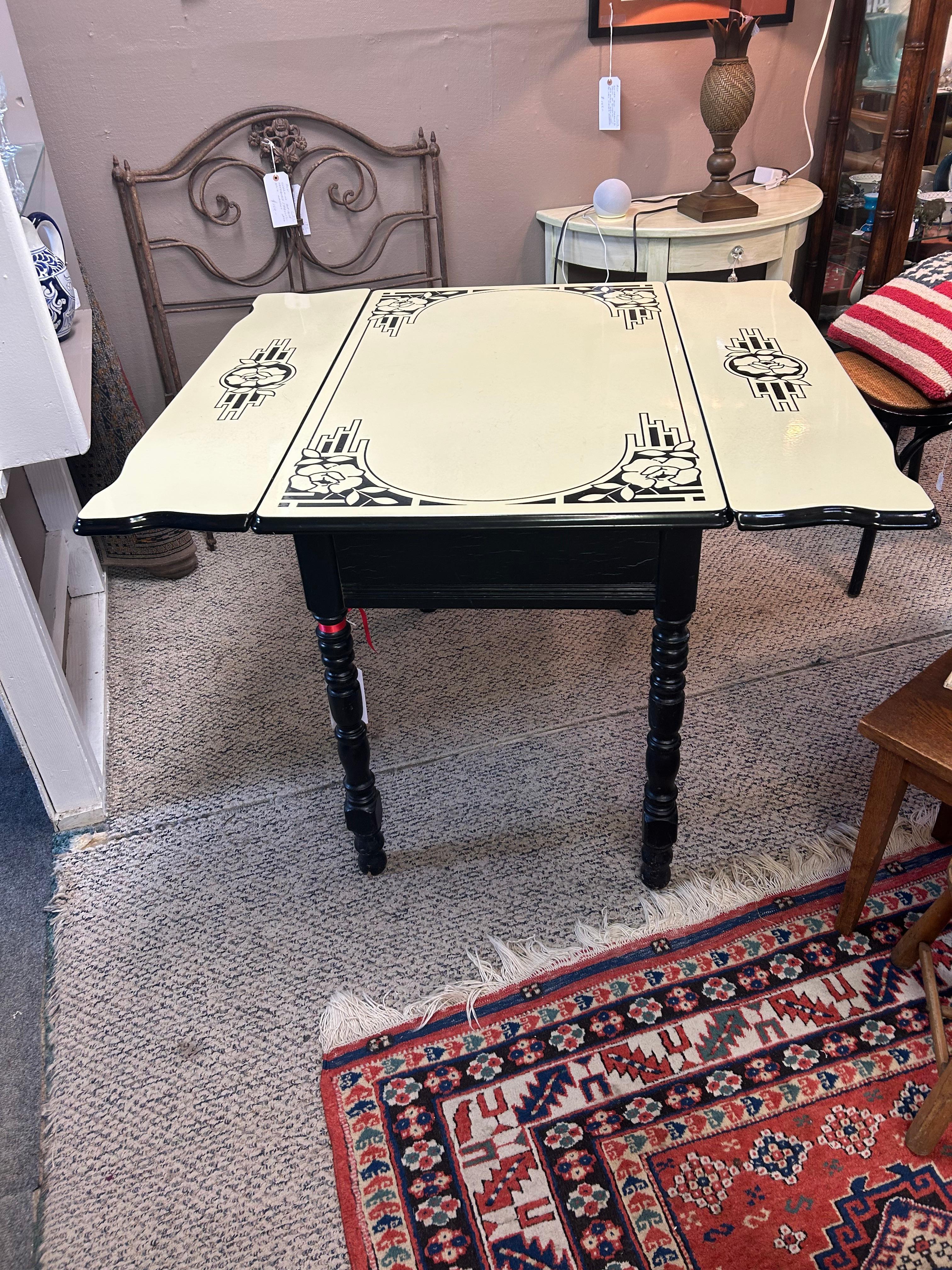 Darling Black and White Enamel Vintage Dining Table For Sale 1