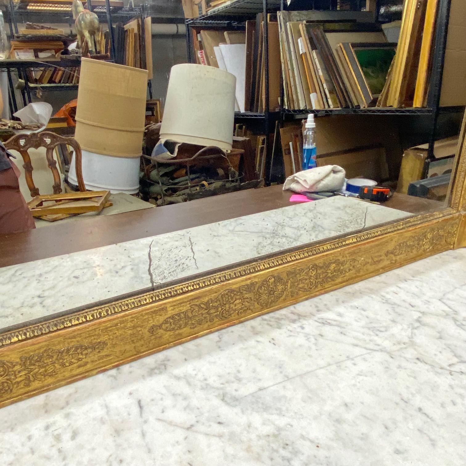 Francese Specchio impero francese del XIX secolo dorato in vendita