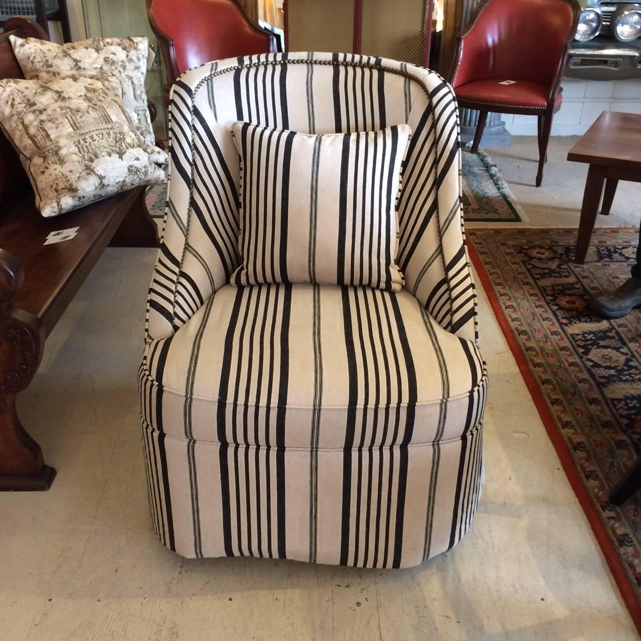 Stylish Comfy Upholstered Striped Club Chairs 2