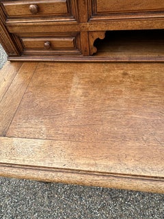 Charmant bureau ancien en chêne français