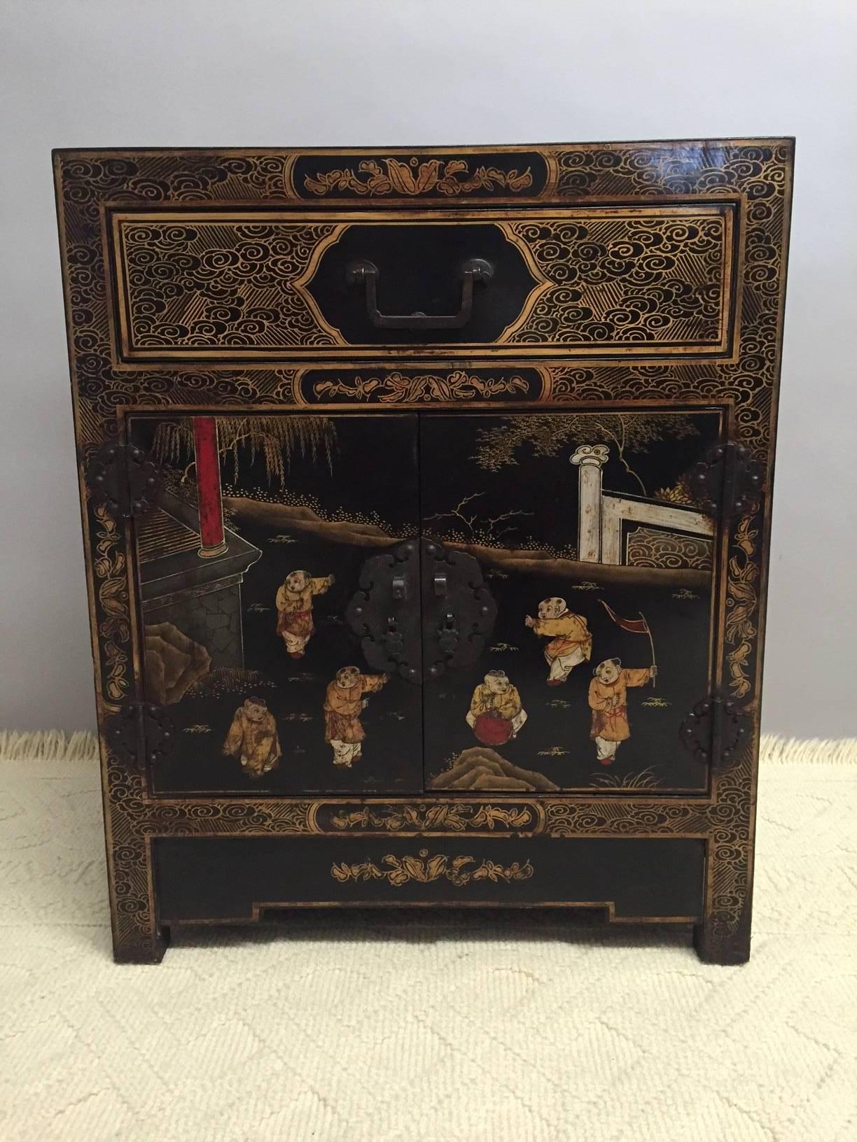 Mid-20th Century Splendid Pair of Chinese Hand-Painted Black Laquer Chests Nightstands