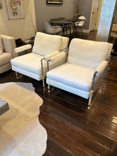 Superbe paire de fauteuils club vintage « Restoration Hardware » en Lucite et rembourrés