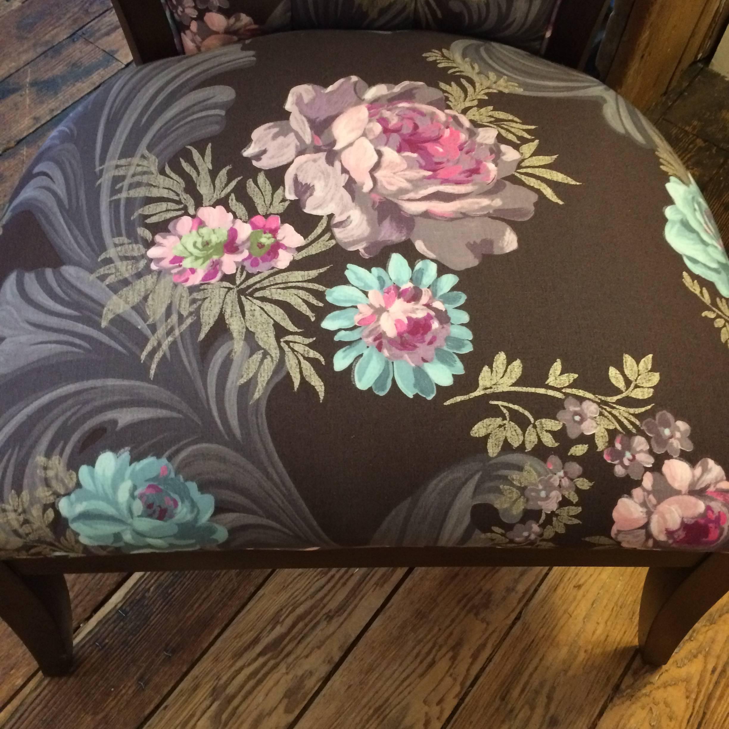 Stylish Designer Guild Fabric Slipper Chair In Good Condition In Hopewell, NJ