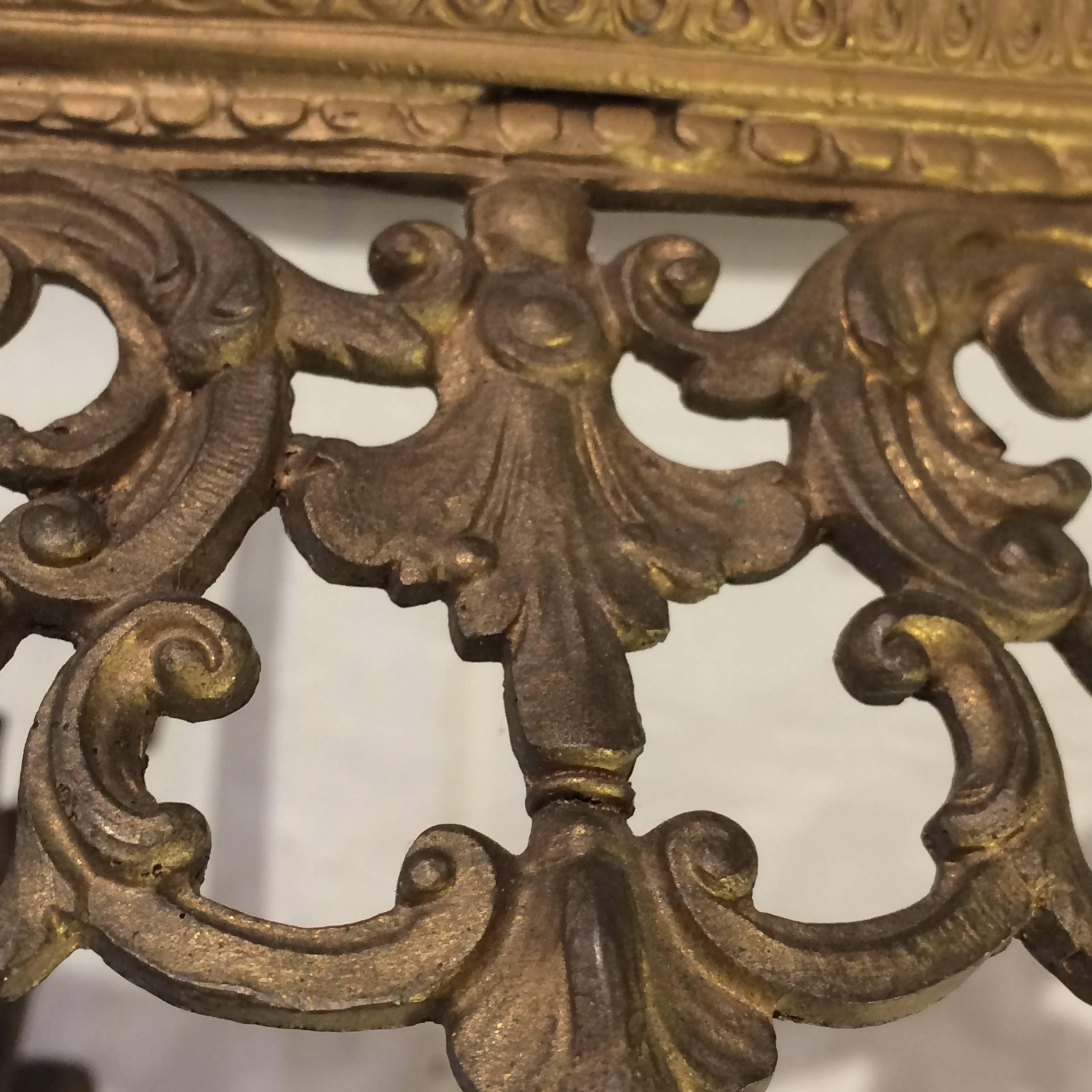 Early 20th Century Exquisite Pair of Bronze Wall Brackets For Sale