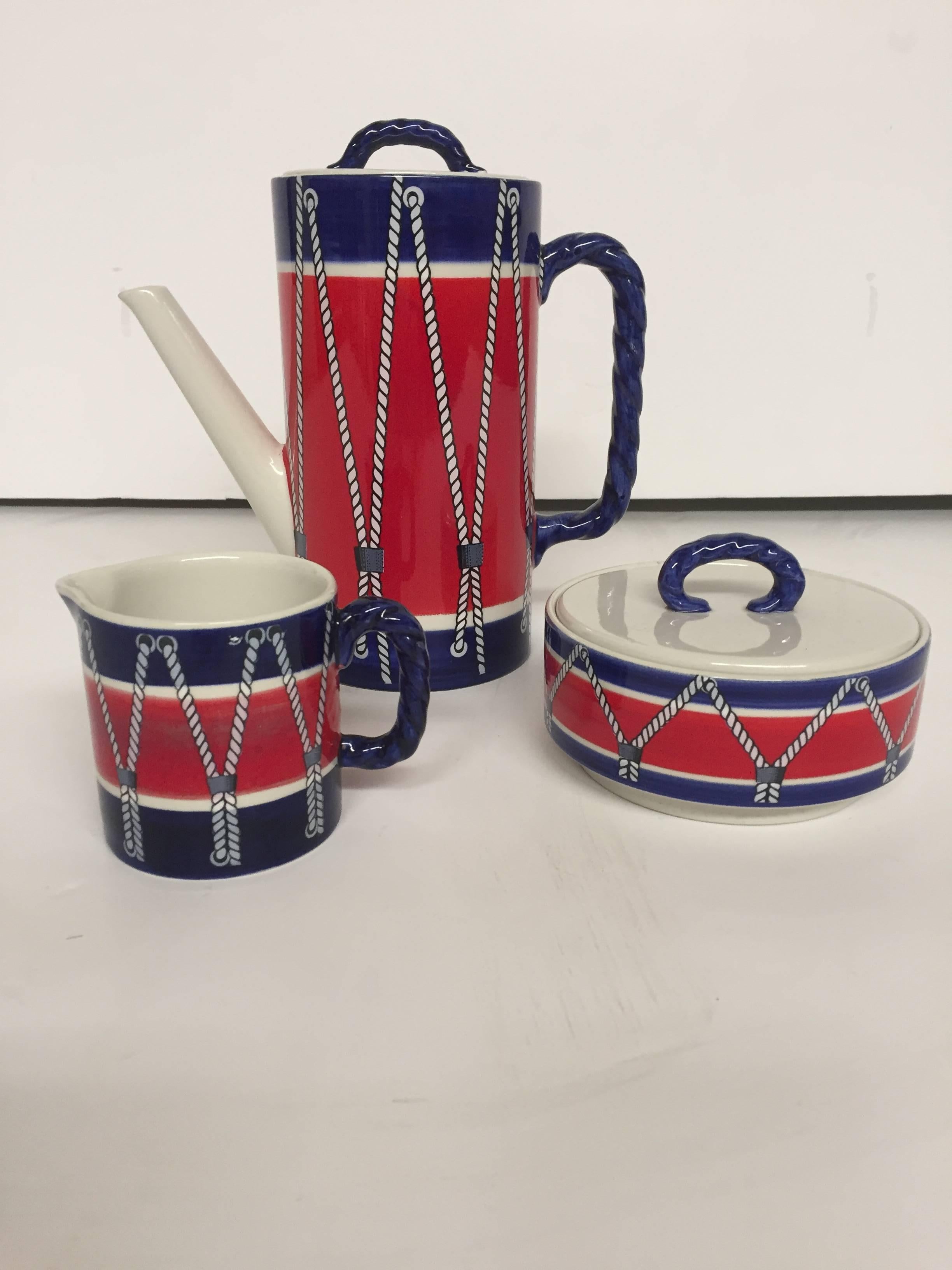 Red White and Blue Mancioli Drum Motiffe Dinnerware In Excellent Condition In Hopewell, NJ