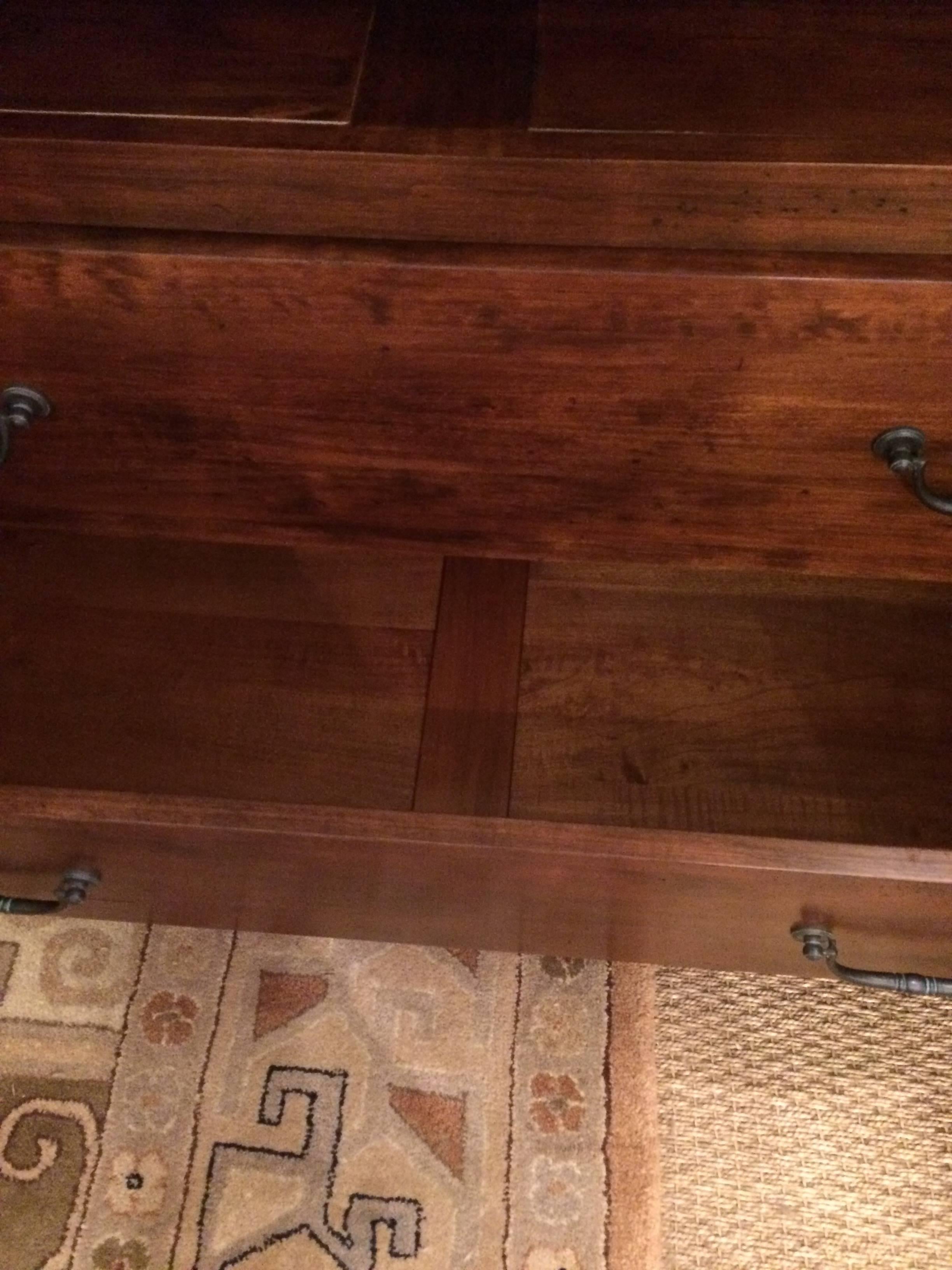 Rich Looking Wooden Armoire Entertainment Cabinet and Desk 3