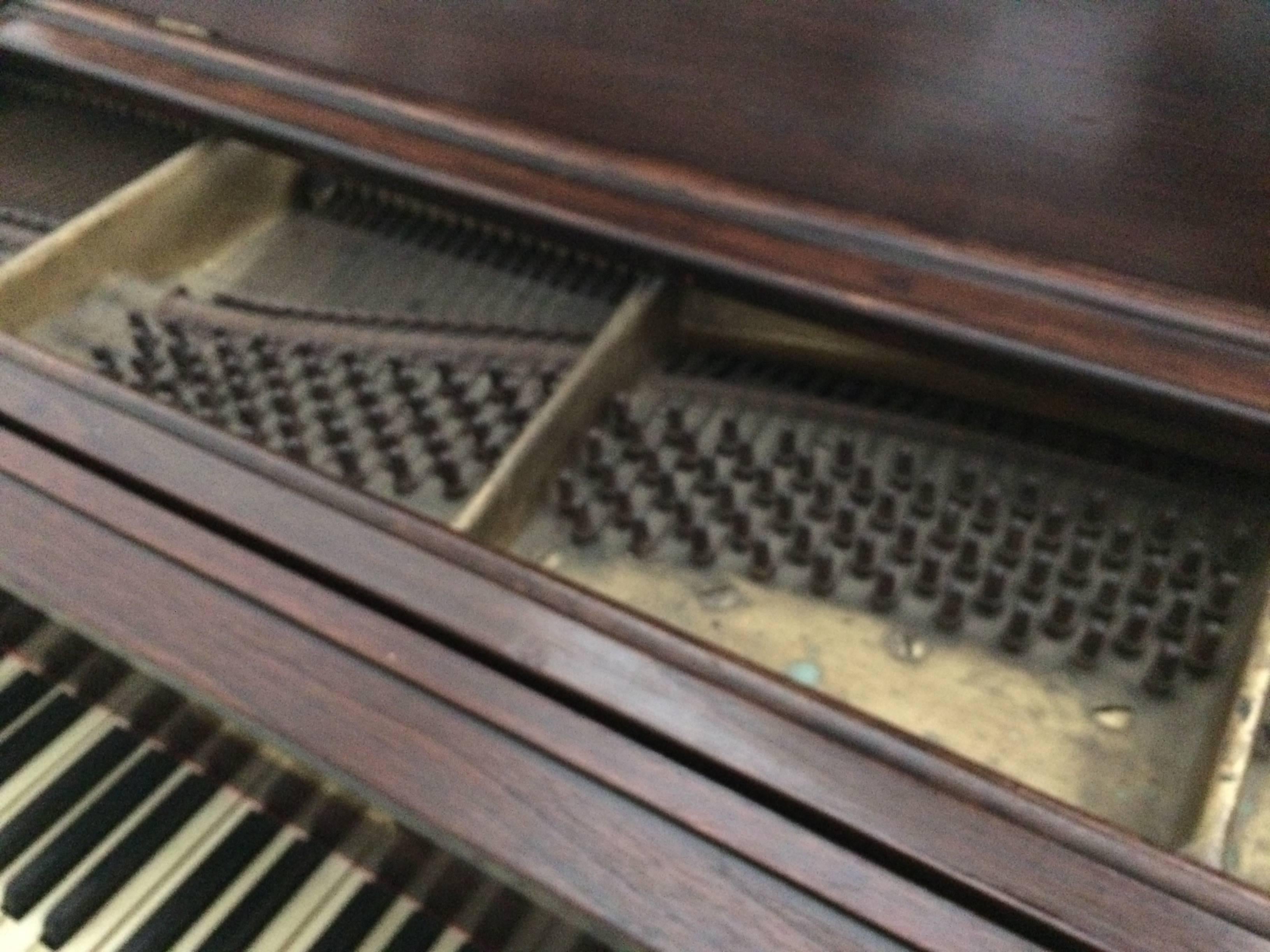 Mid-20th Century Gorgeous Vintage Baby Grand Piano by Chickering