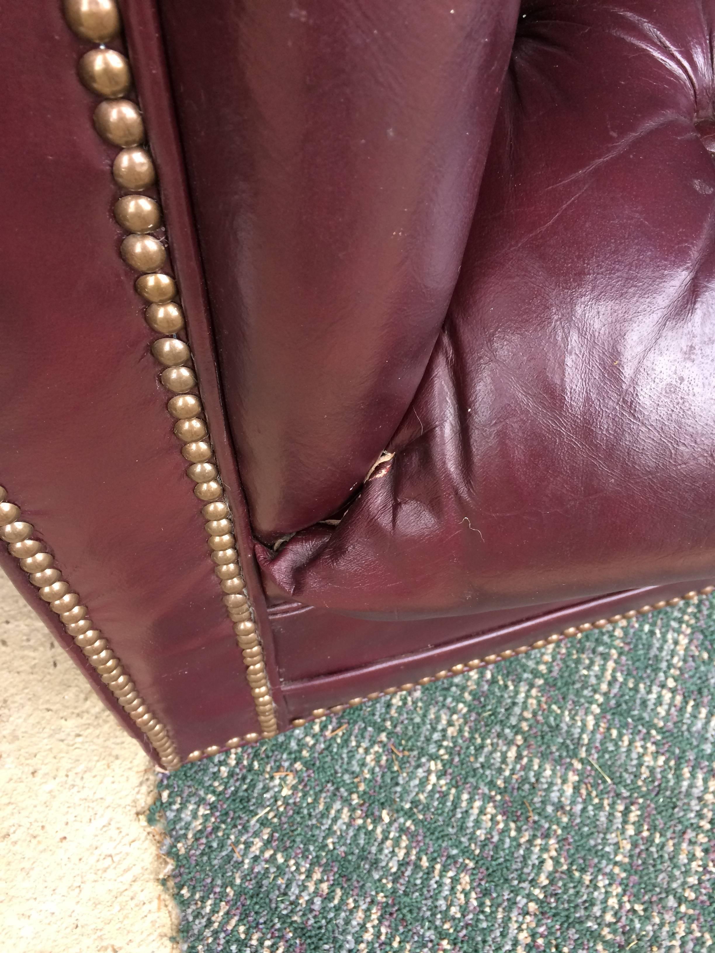 Rich Eggplant Leather Vintage Tufted Chesterfield Sofa 3