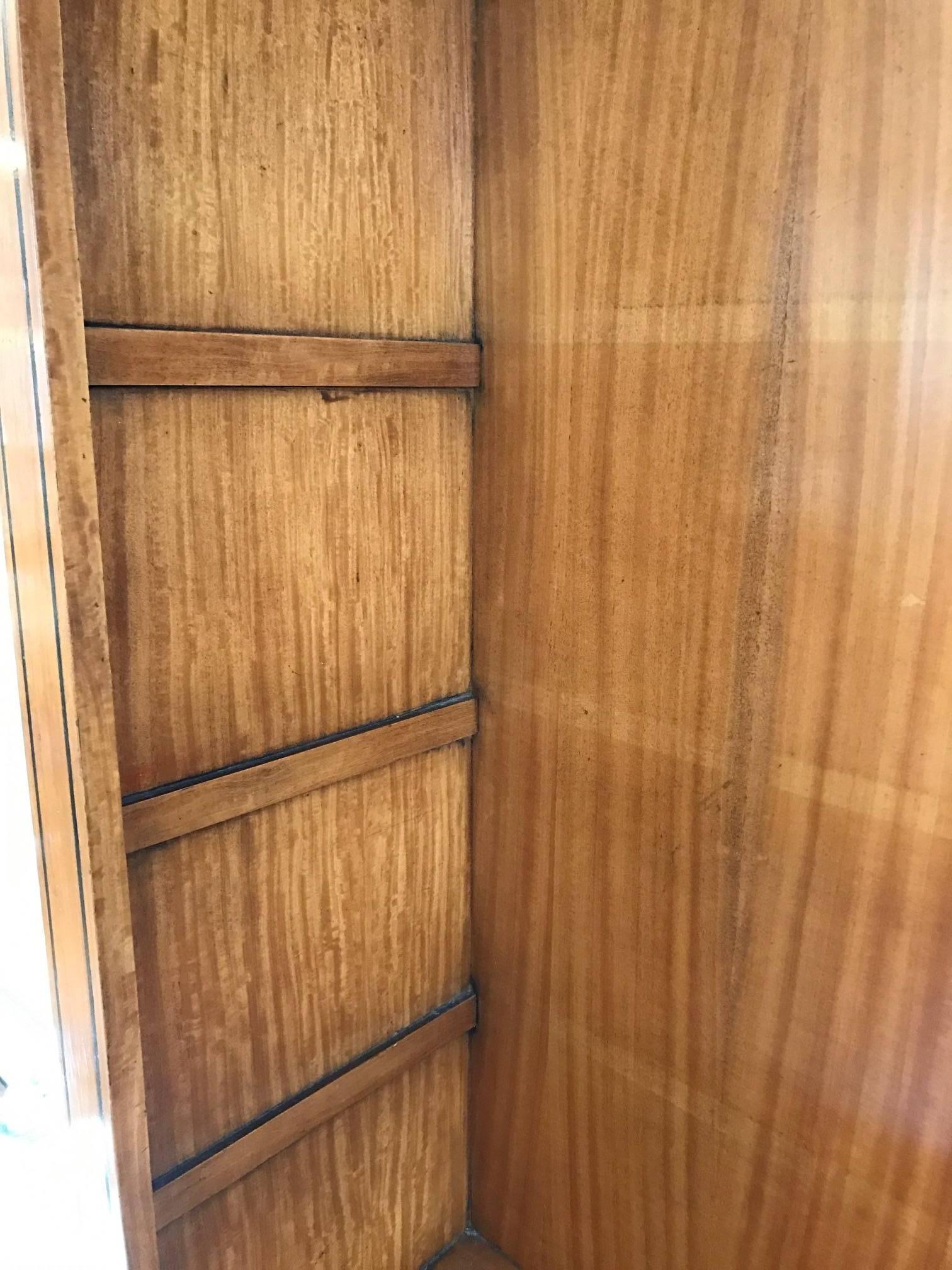 English Charming Regency Style Satinwood Bookcase Cabinet