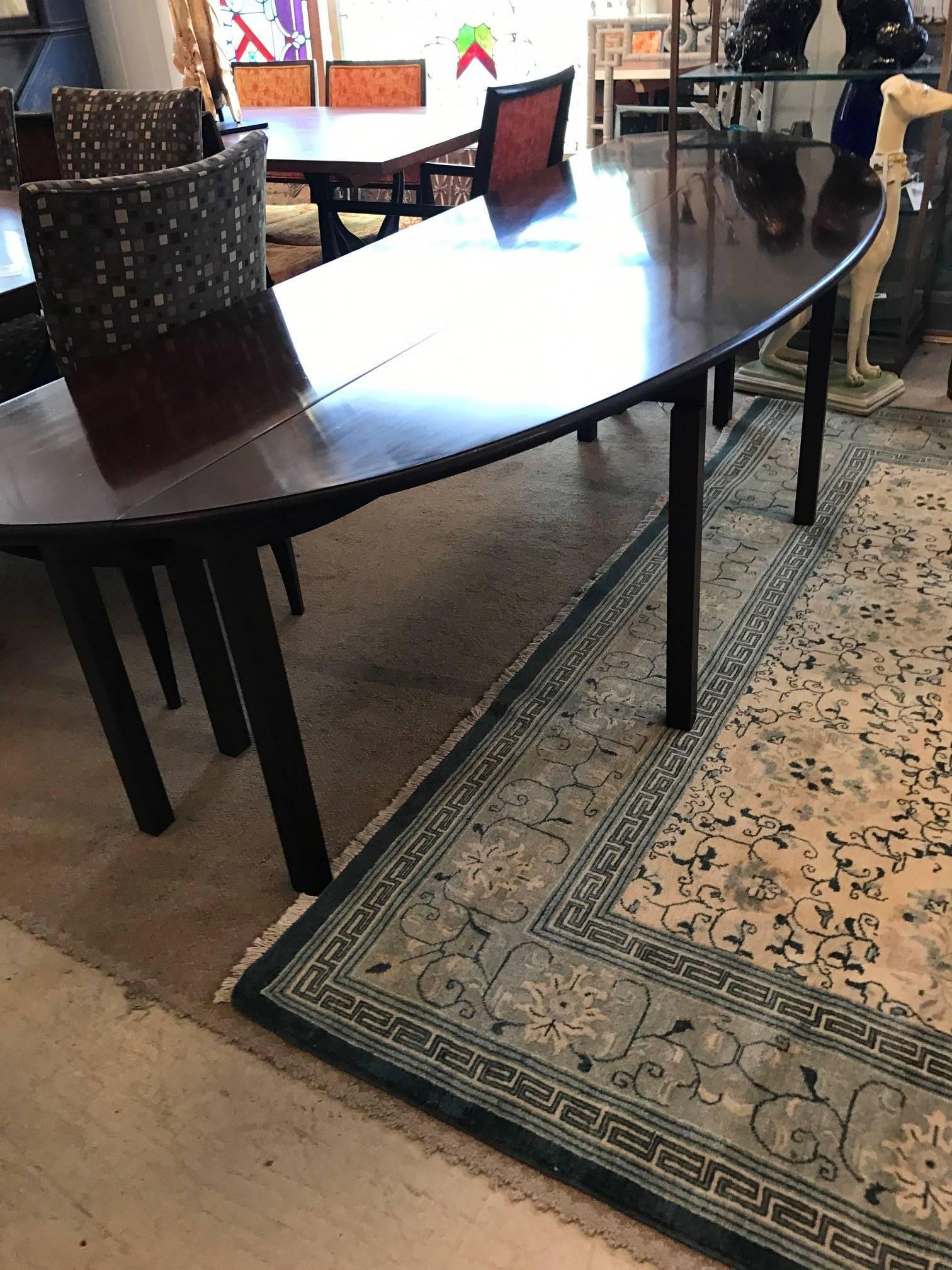 Stunning Large Mahogany Georgian Style Gate Leg Dining Table 5