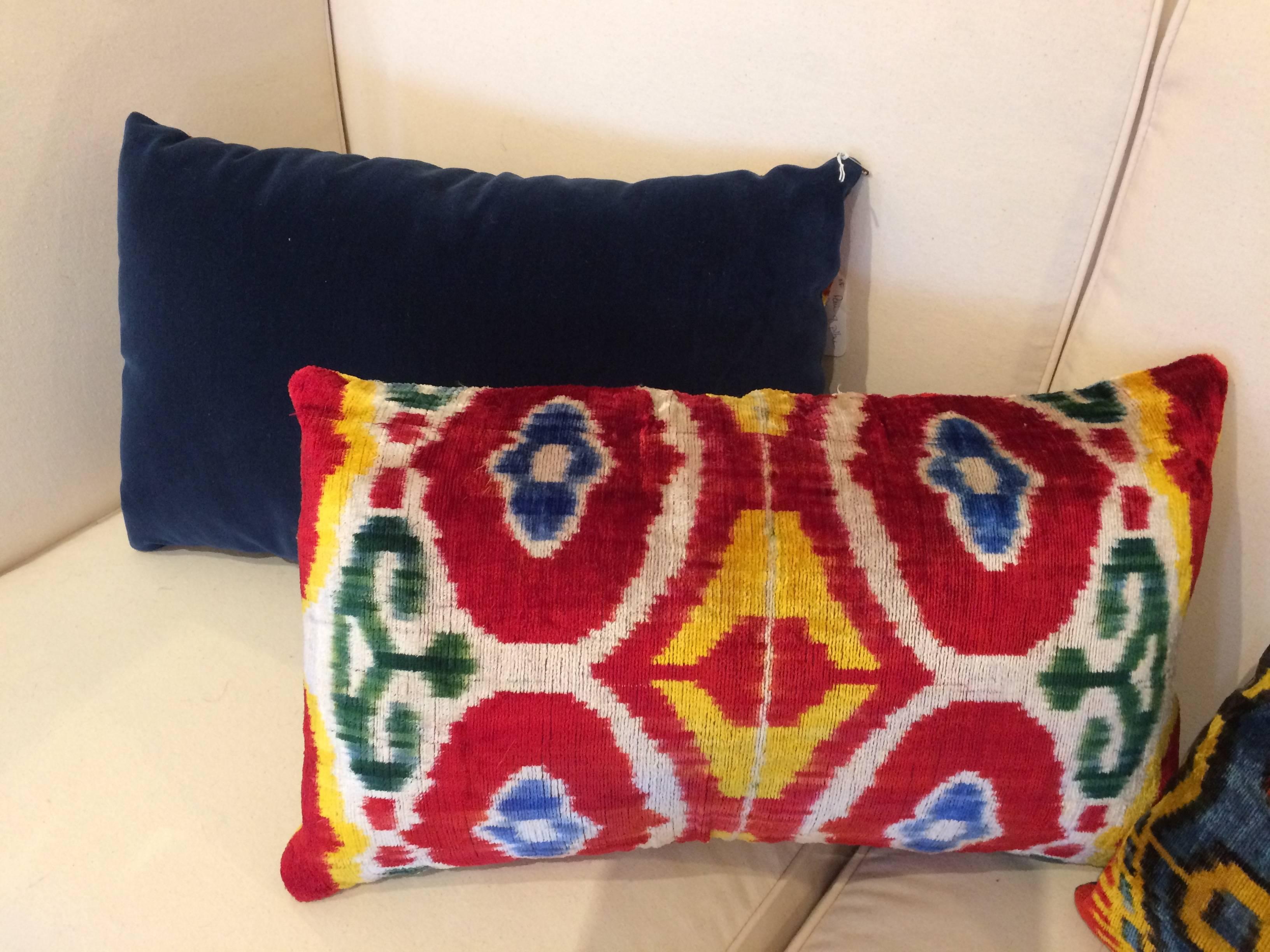 Contemporary Set of Four Sumptuous Bold Pillows from Uzbekistan For Sale