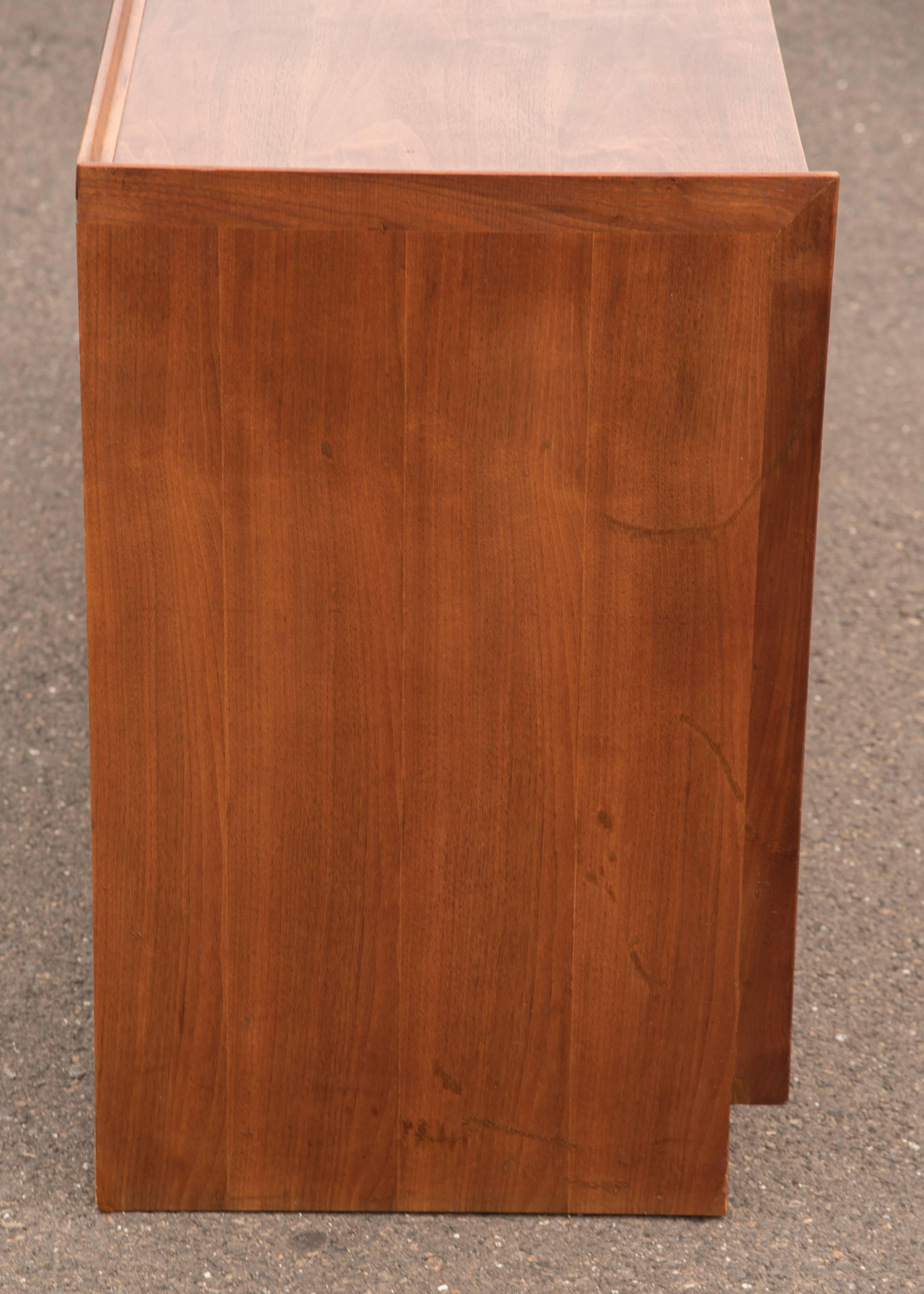 American Mid-Century Modern Sideboard Dresser by Dillingham