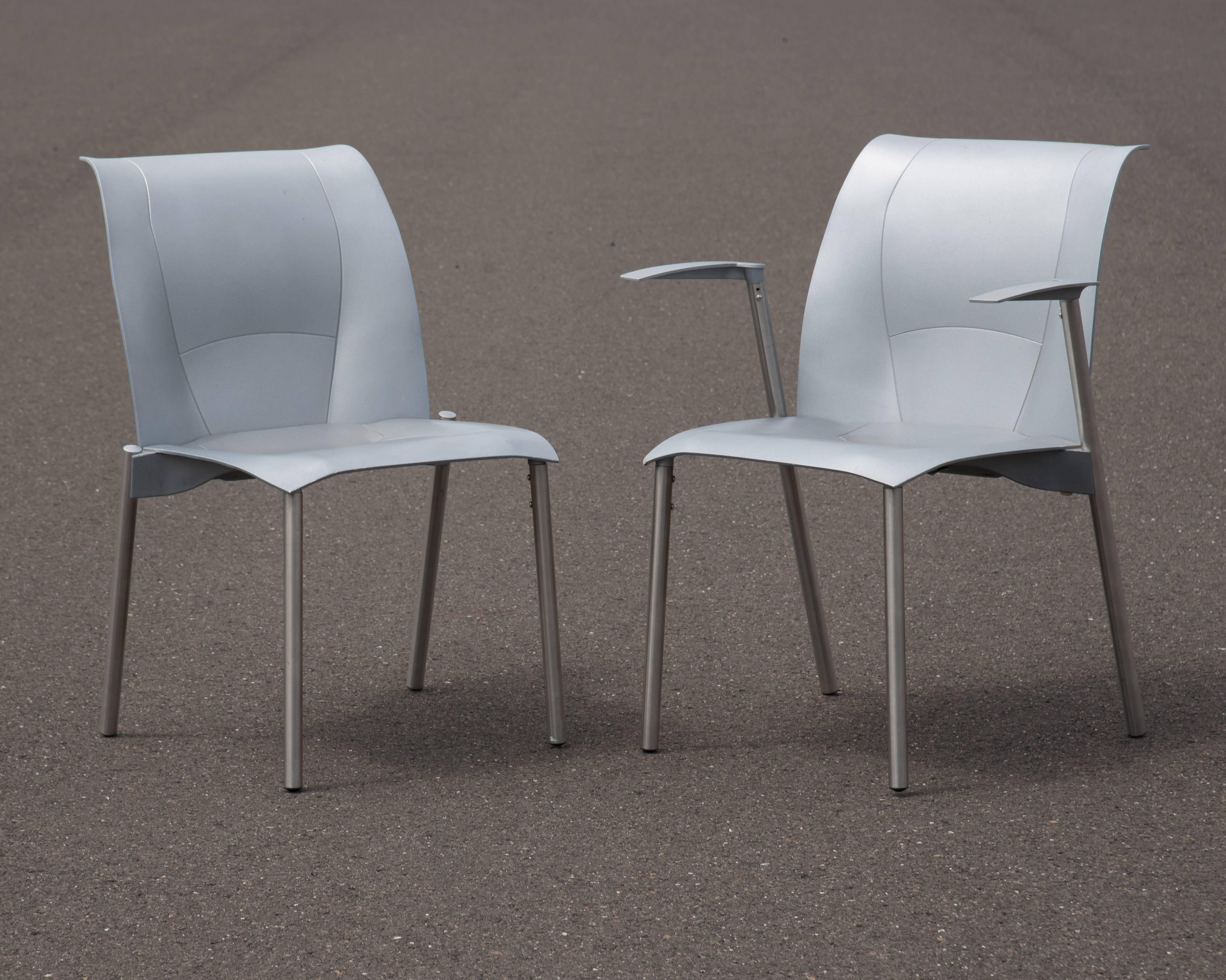 Late 20th Century Two Frank Gehry for Knoll Studio Fog Chairs