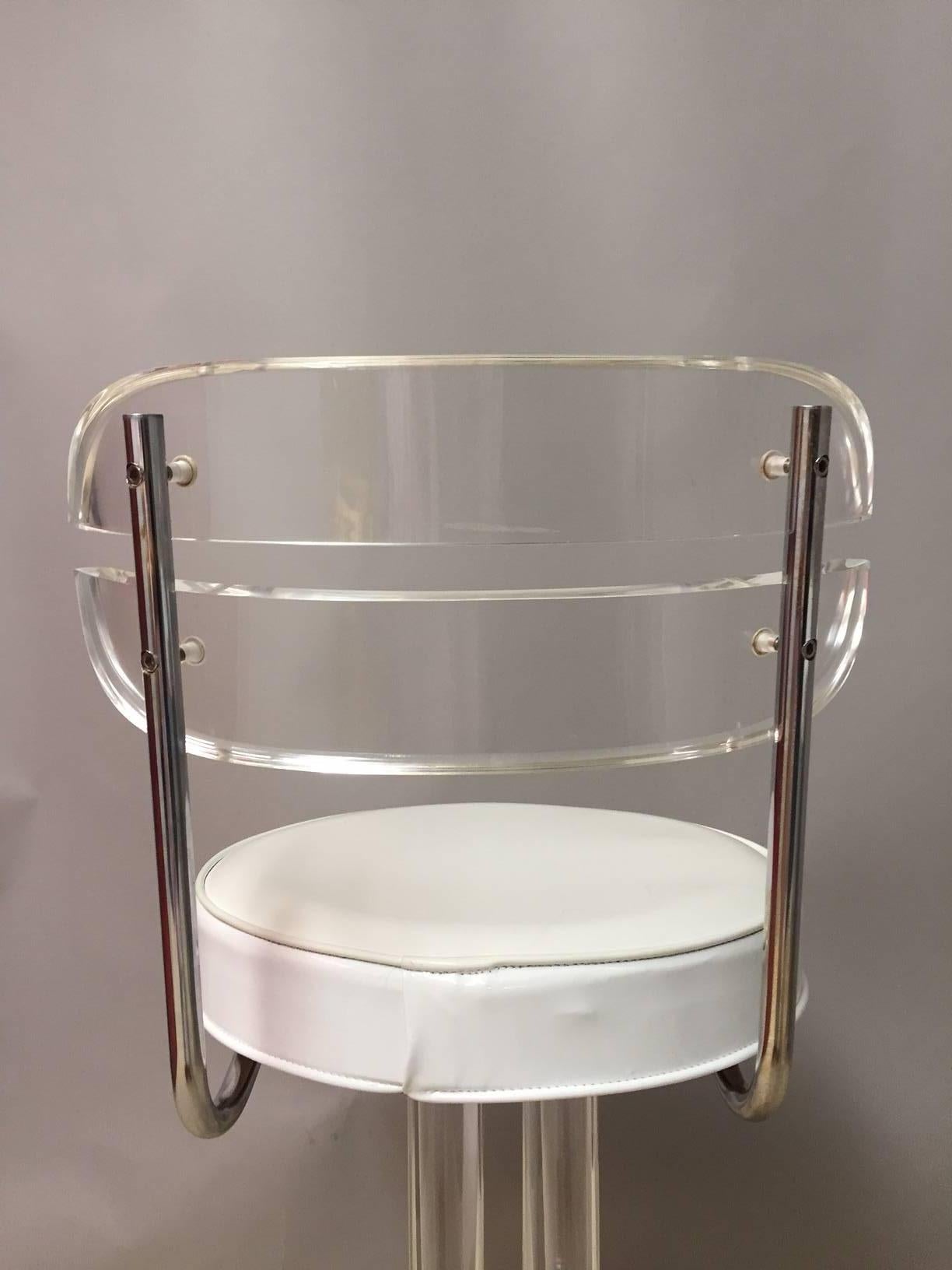 American Glamorous Pair of Lucite, Chrome and Patent Leather Bar Stools