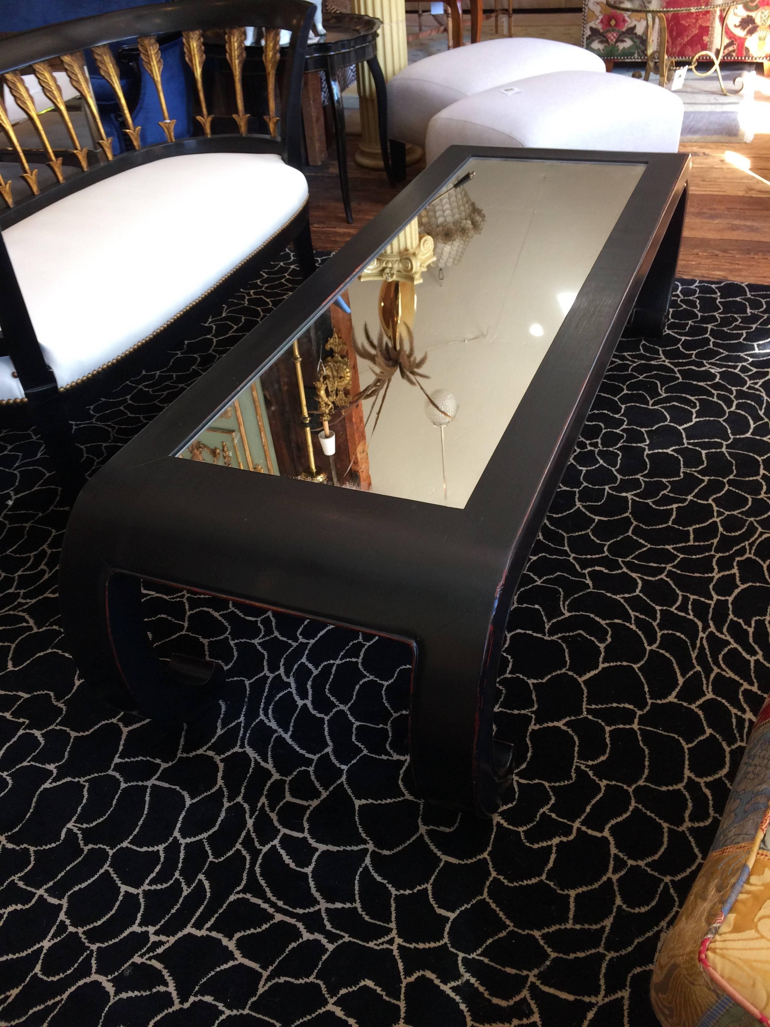 Sleek Ebonized Wood and Mirrored Coffee Table In Excellent Condition In Hopewell, NJ