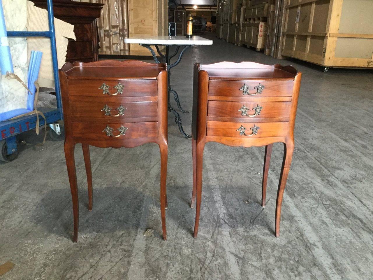 Early 20th Century Handsome Pair of French Louis XV Style Cherry Night Tables