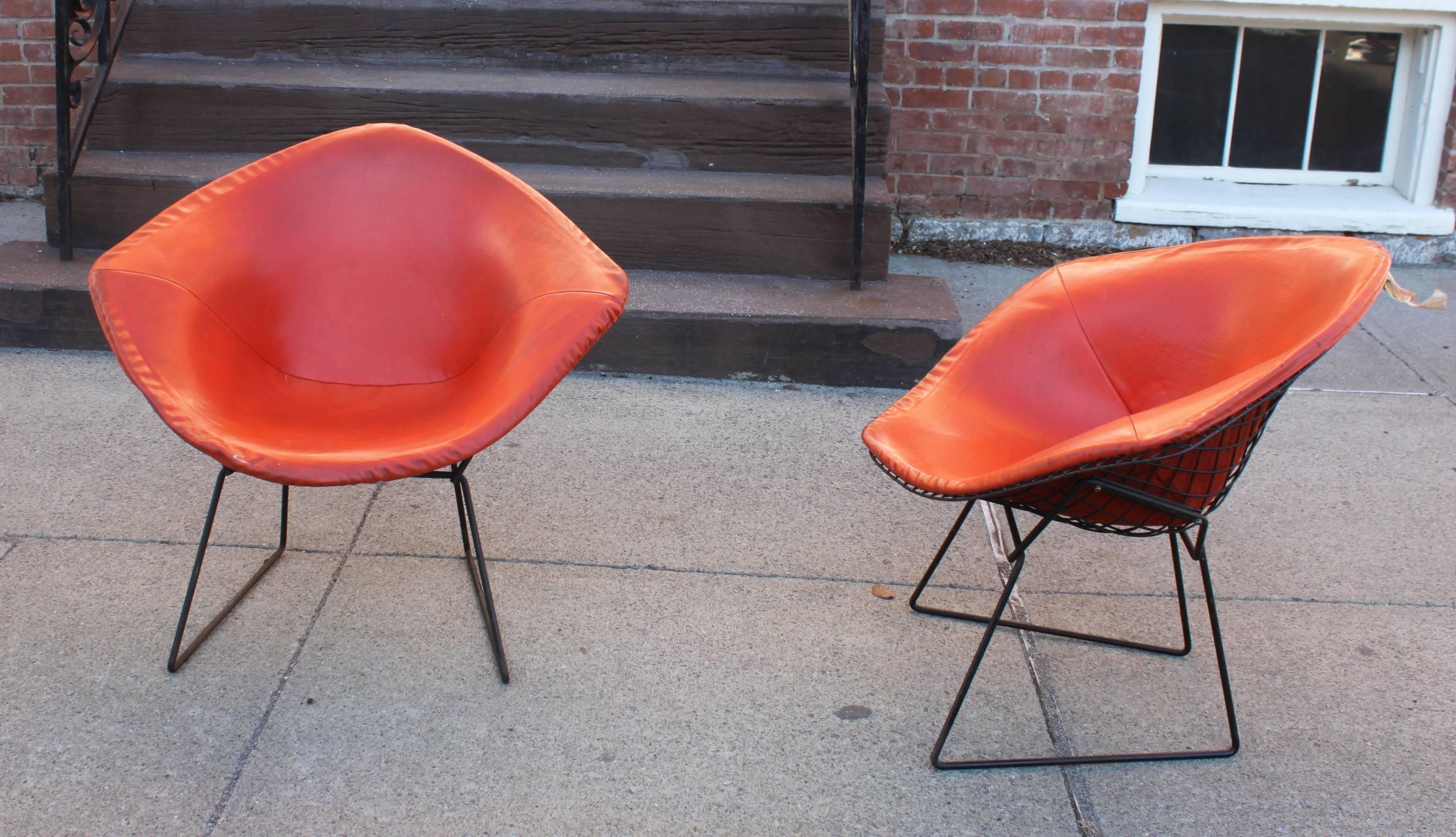 American Pair of Bertoia Diamond Chairs by Knoll with Original Shells