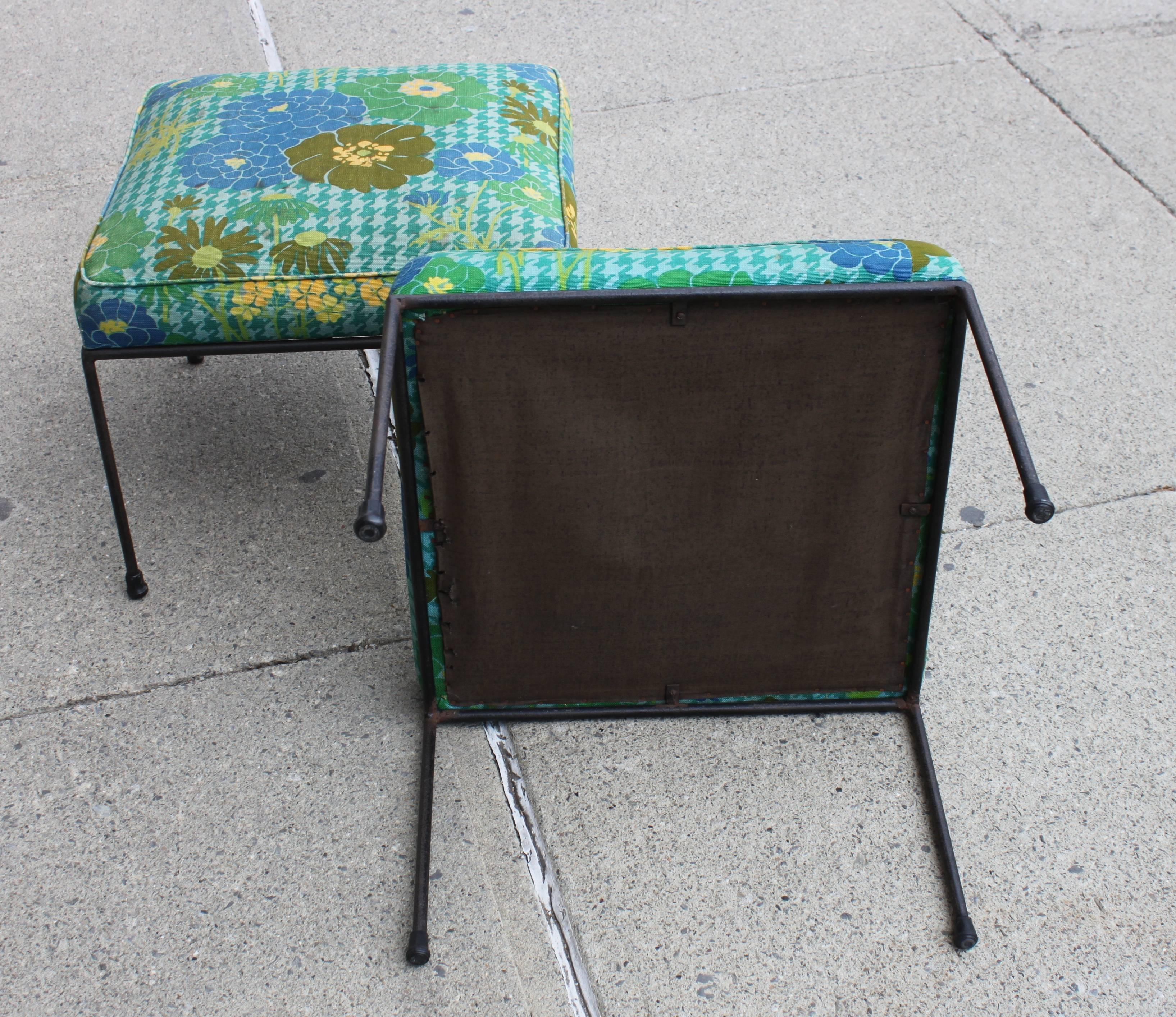 Pair of Paul McCobb Stools In Good Condition In Hudson, NY