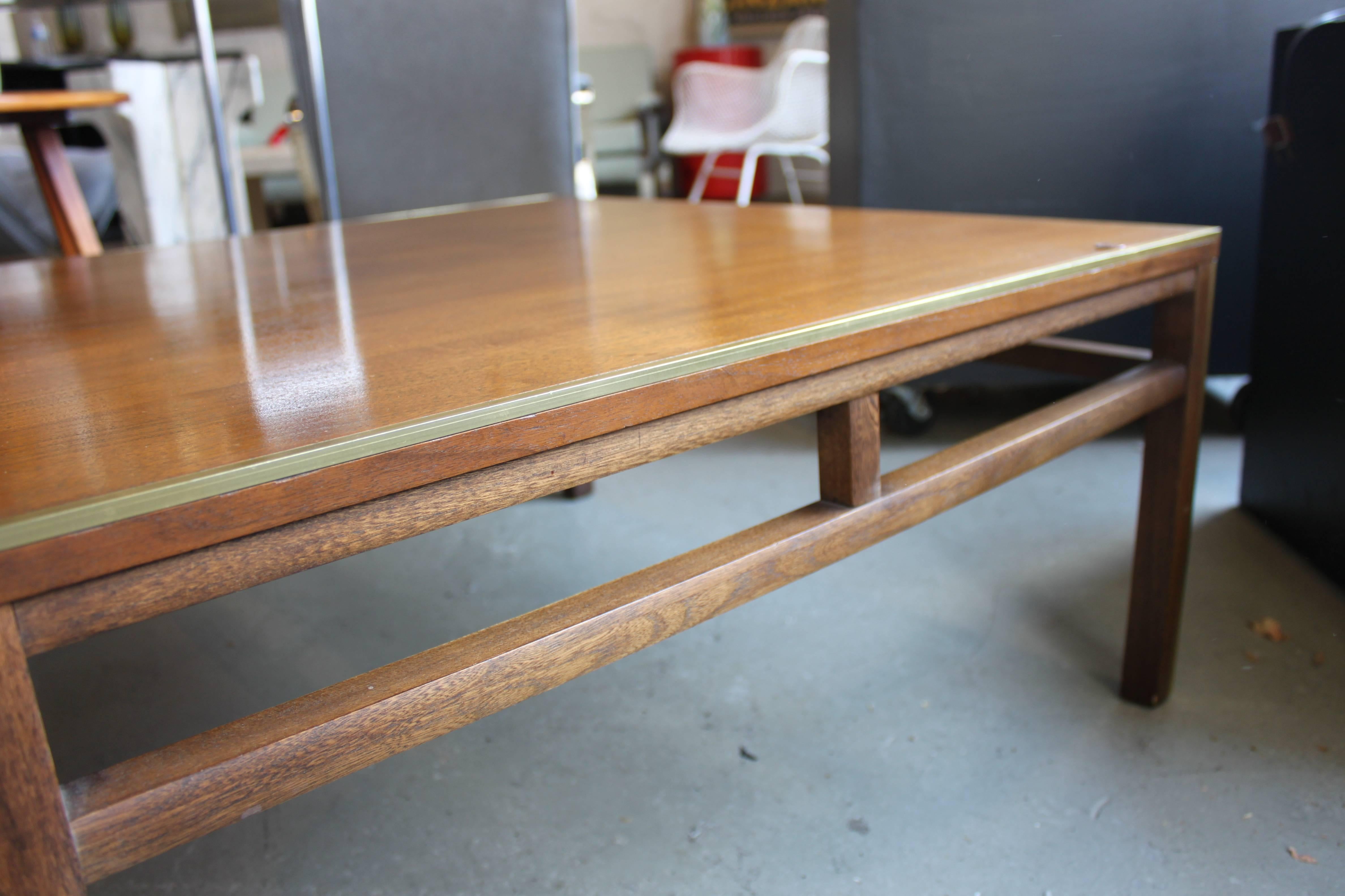 Brass Trim Walnut Lane Coffee Table In Good Condition For Sale In Hudson, NY