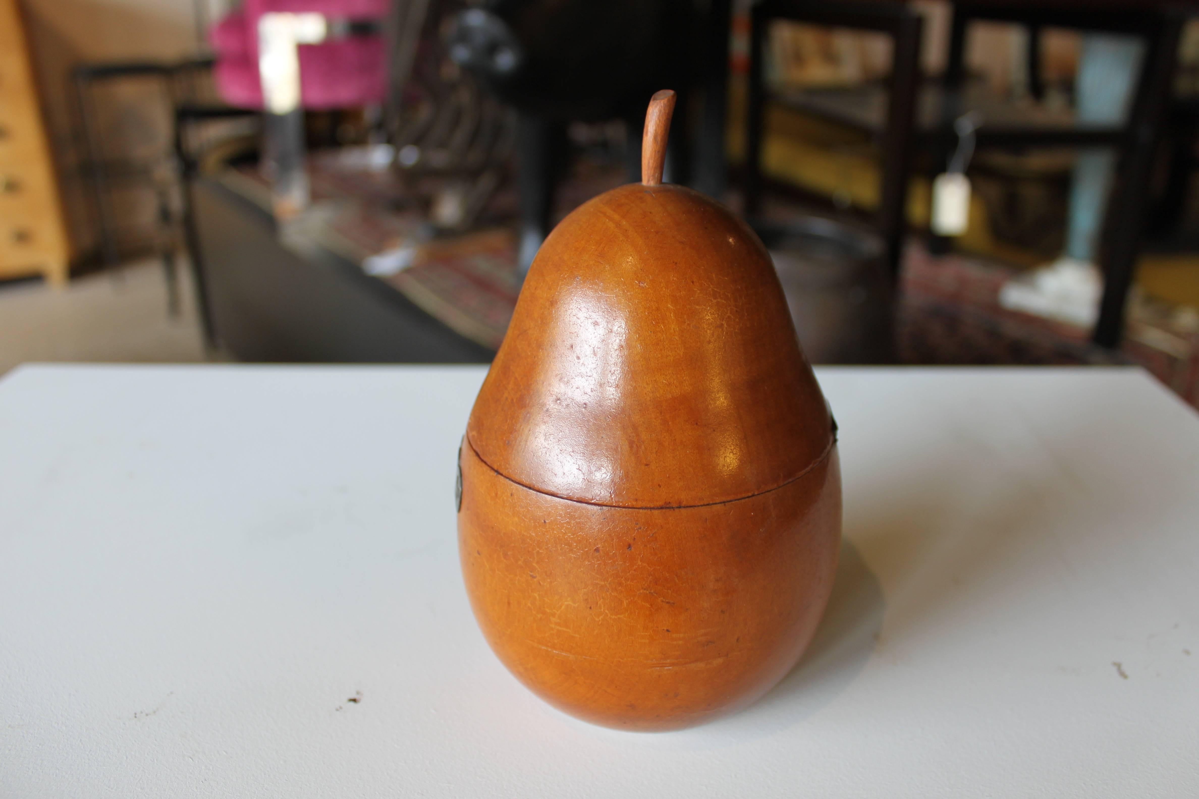 Georgian Fruitwood Pear Form Tea Caddy In Good Condition For Sale In Hudson, NY