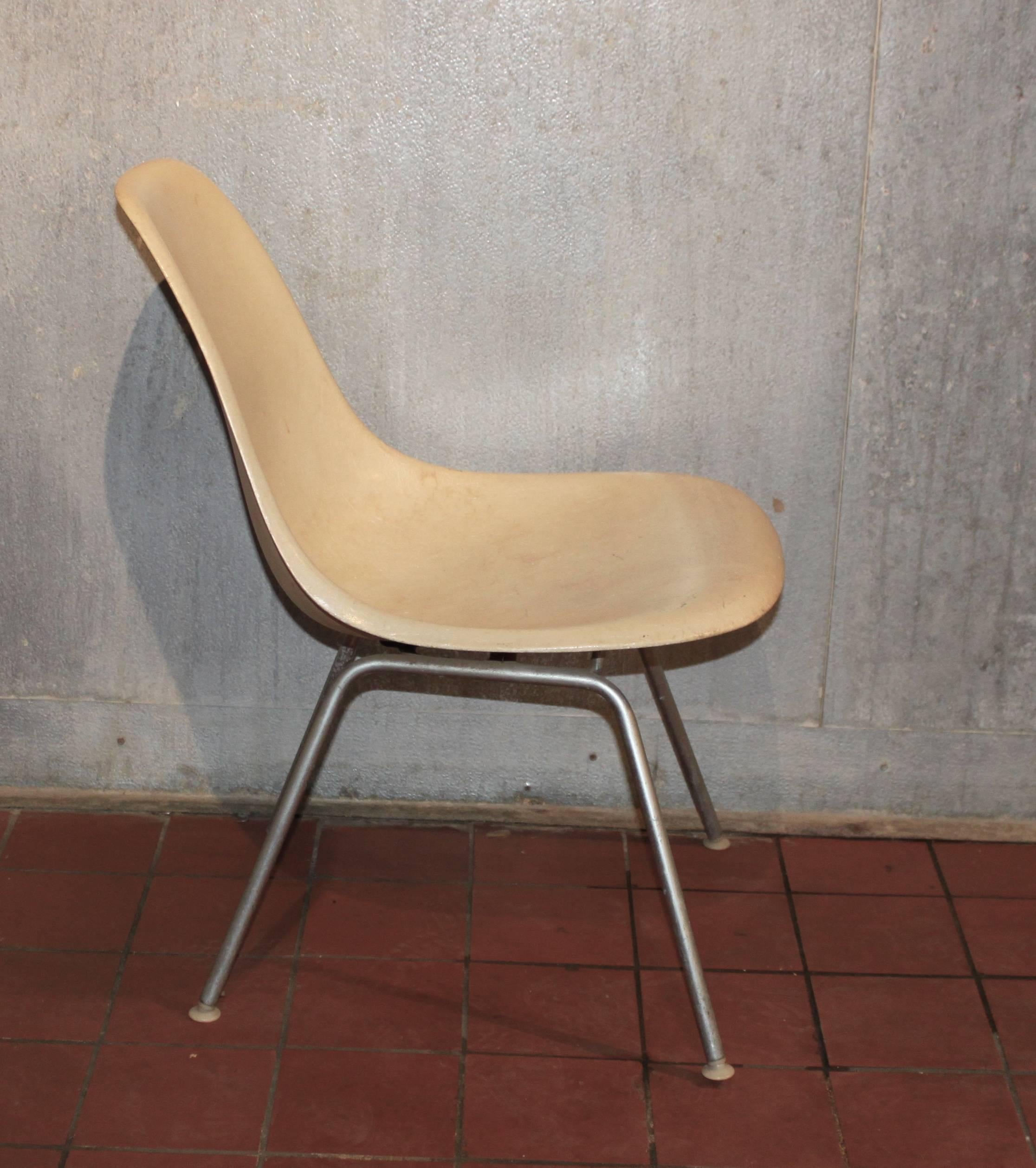 Original Herman Miller Eames shell chair. Low seat height version.