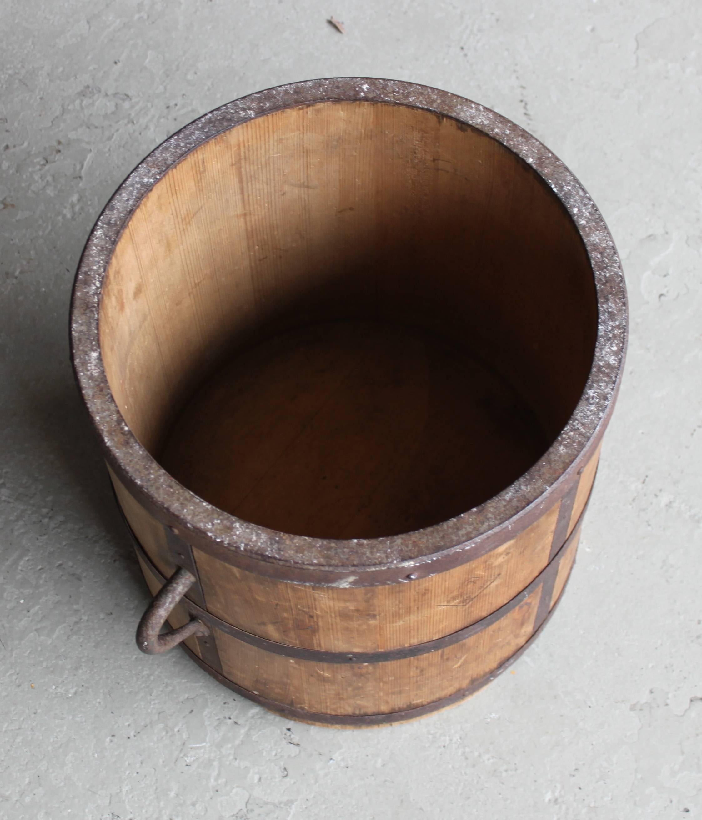 Antique Japanese Water Bucket For Sale 1