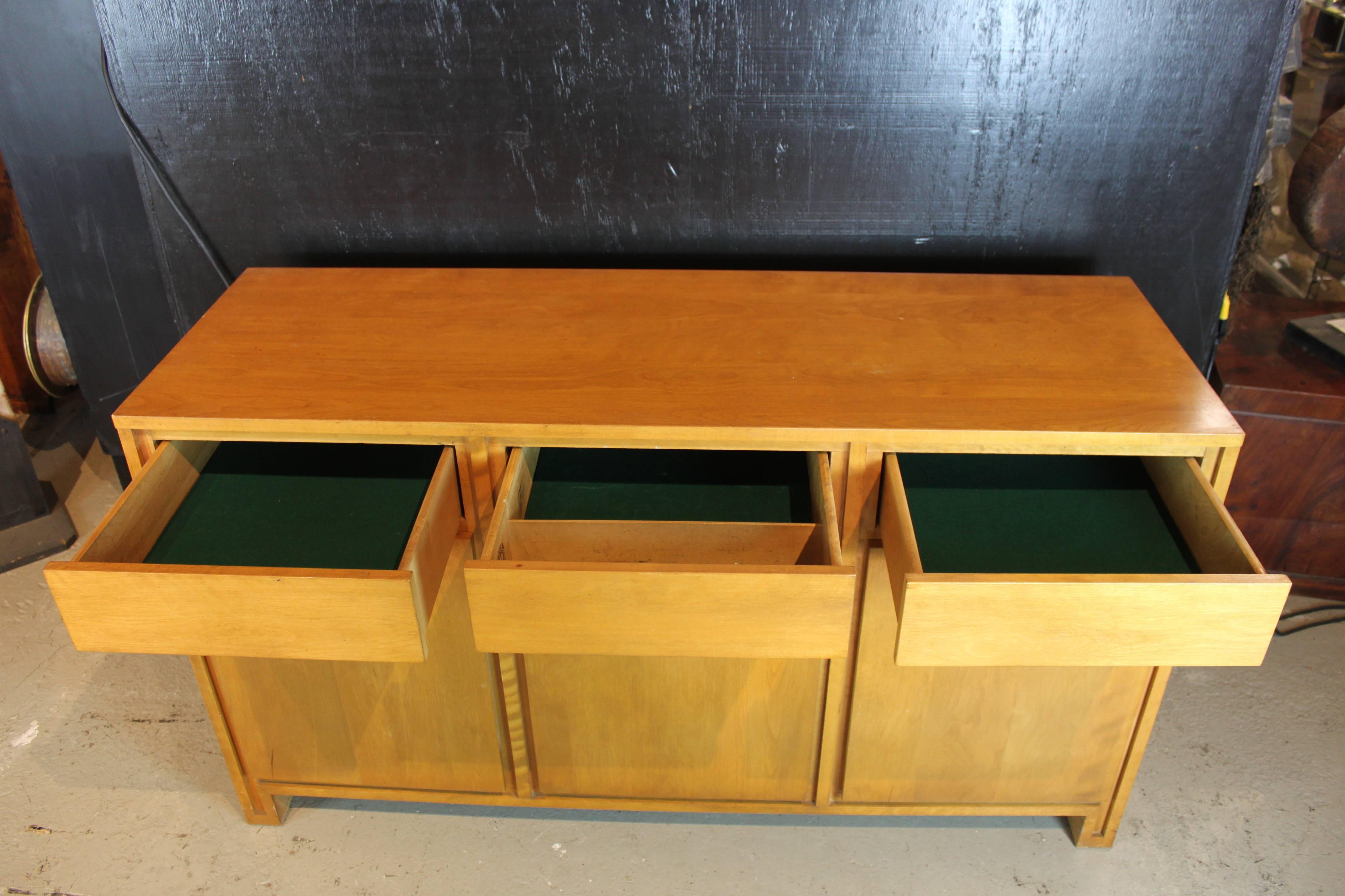 Mid-Century Modern Russel Wright Solid Maple Sideboard 1