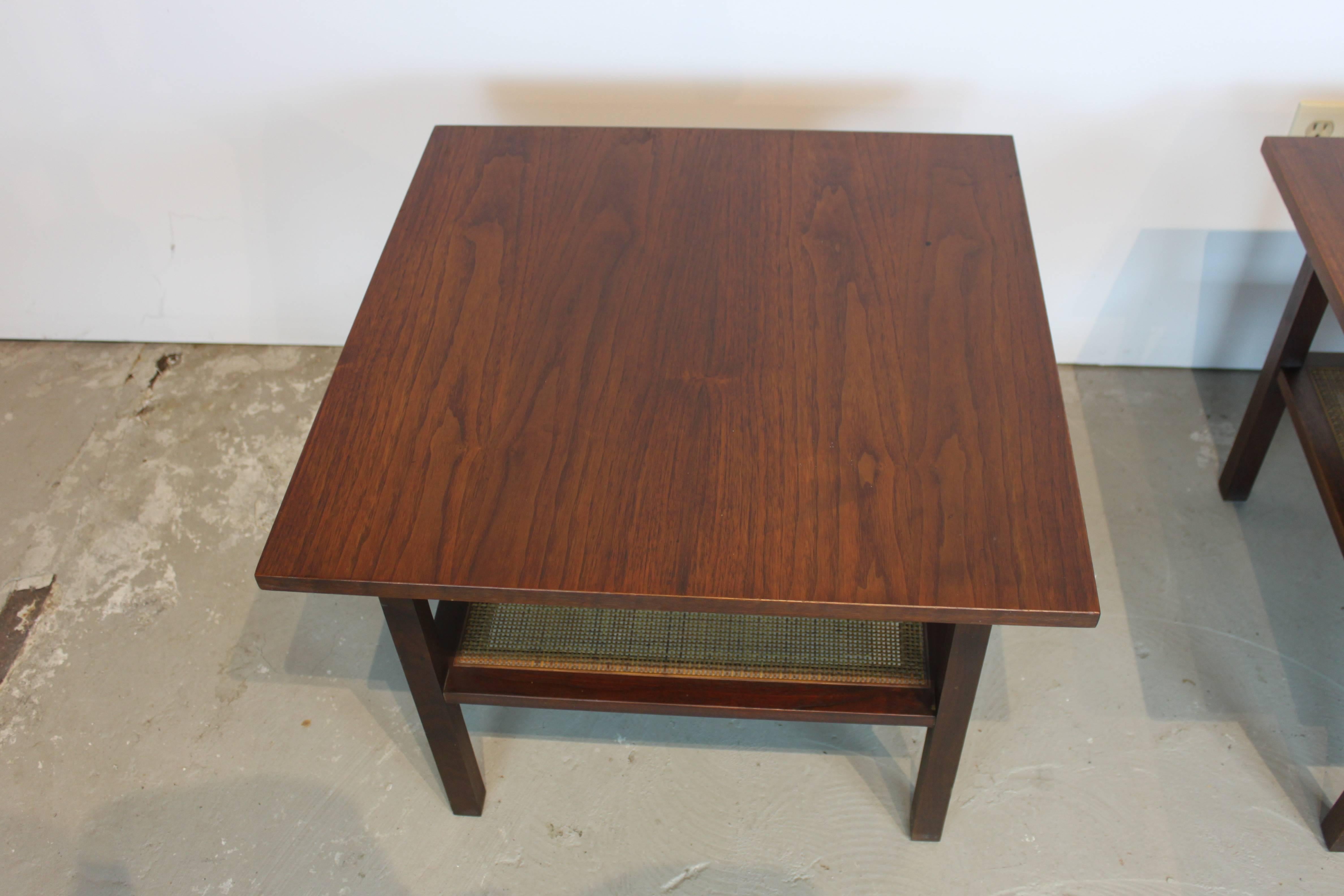Pair of Mid-Century Modern Walnut Rosewood End Tables For Sale 1