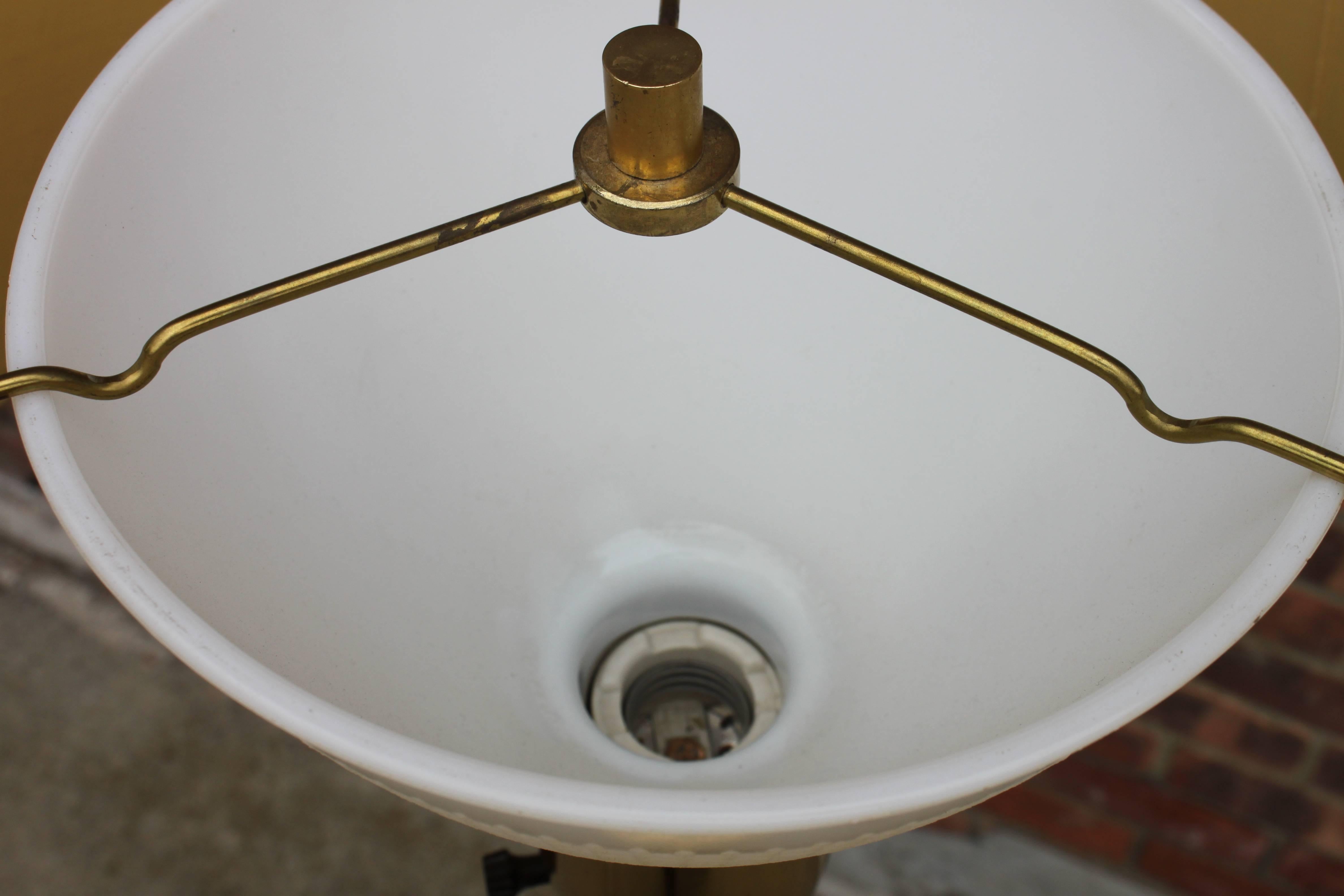 Mid-Century Modern Brass Floor Lamp For Sale 2