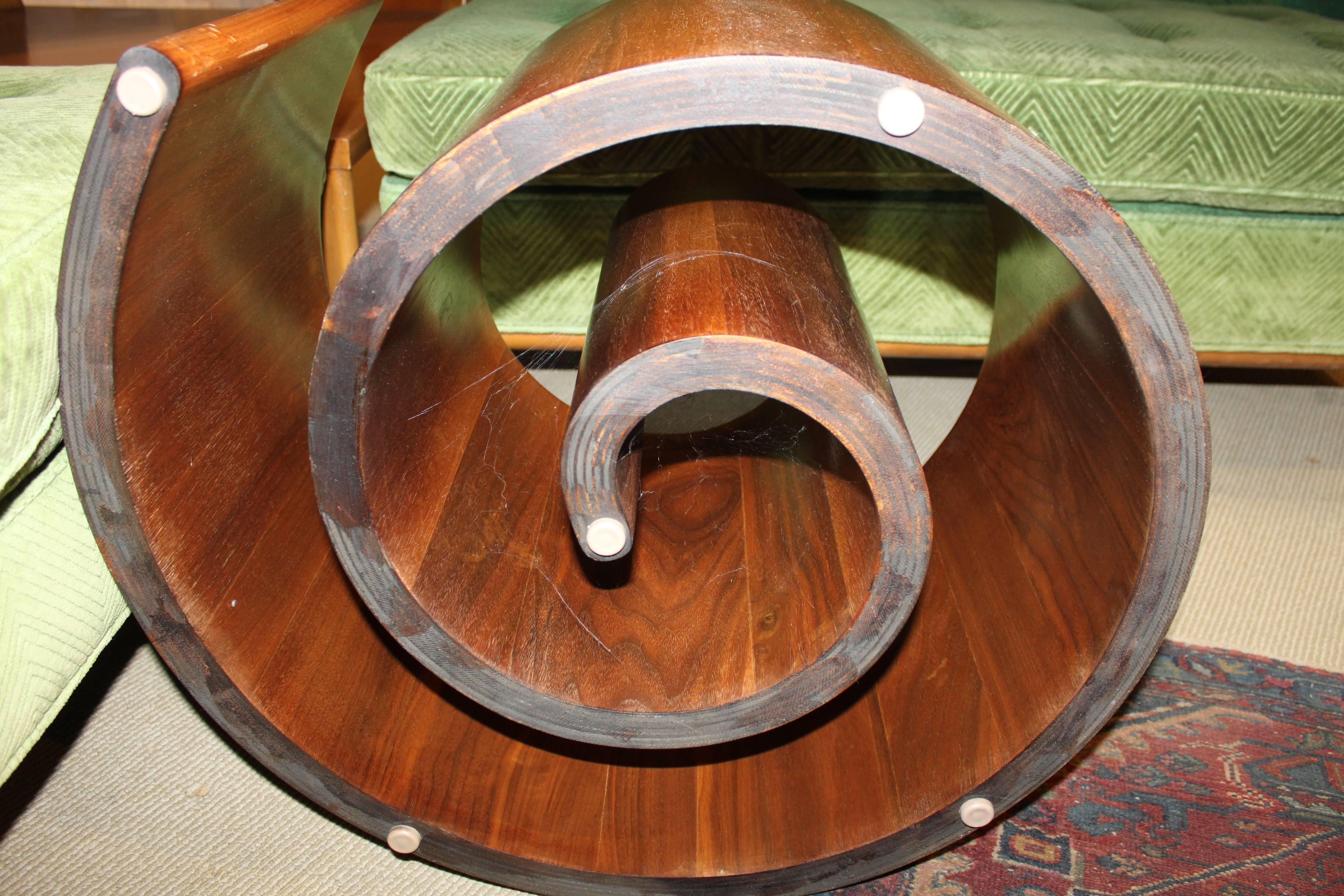 Vladimir Kagan Snail Coffee Table Base In Good Condition In Hudson, NY