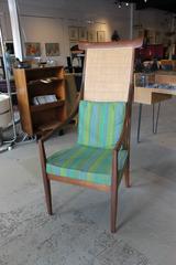 Mid-Century Modern Yoke Back Chair