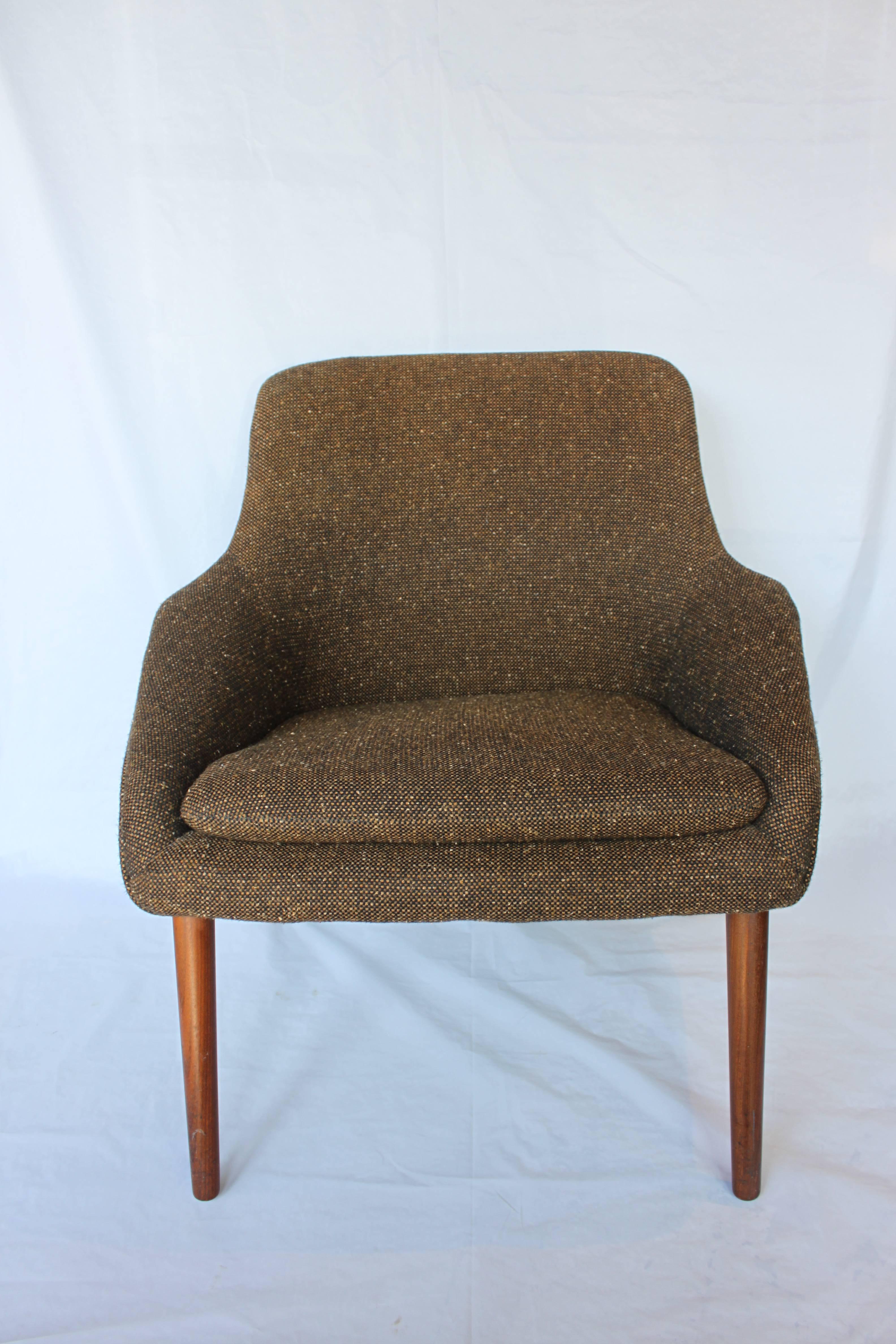 Mid-Century Modern Danish Lounge Chair In Good Condition In Hudson, NY