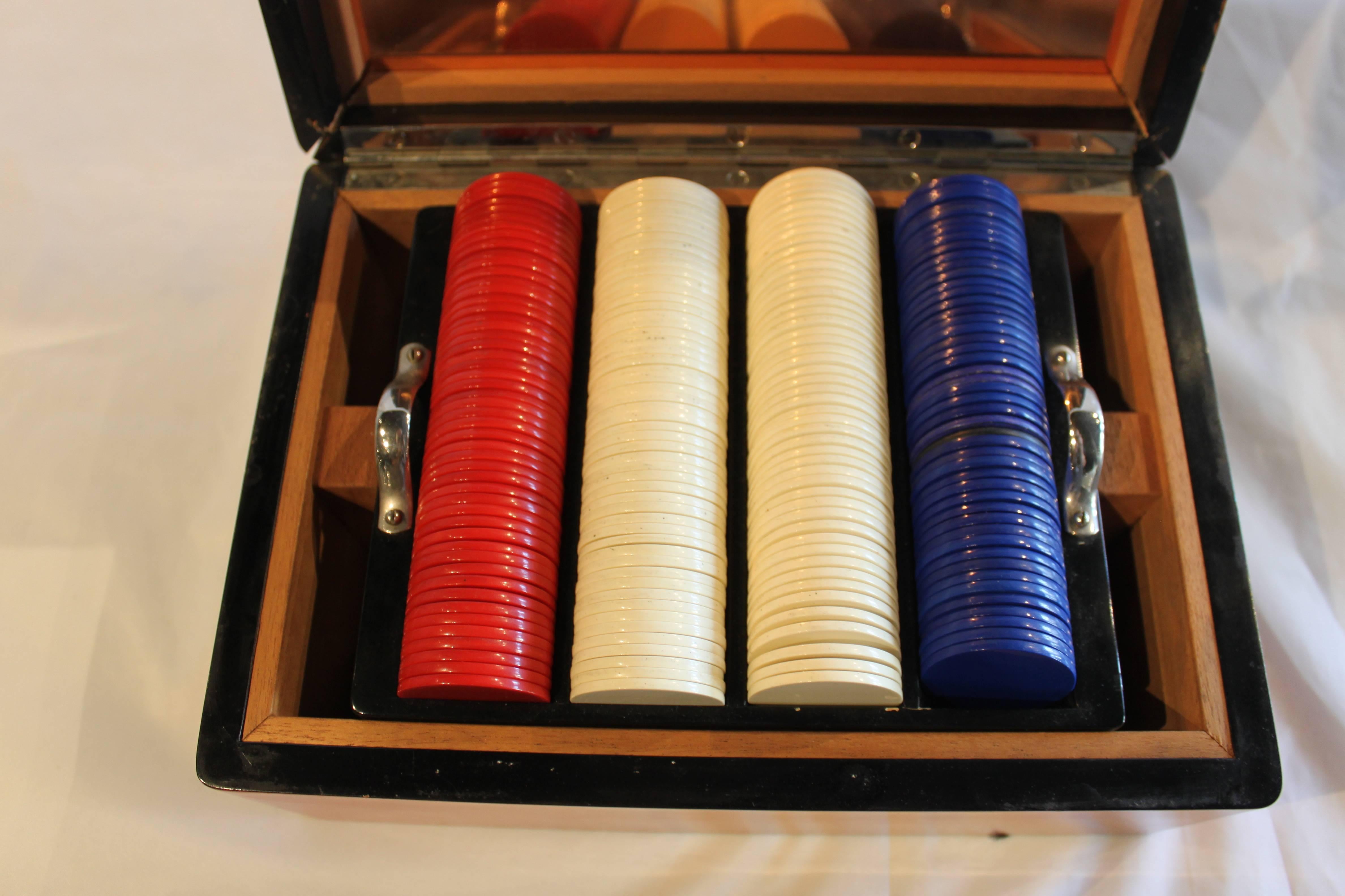Wood Art Deco Lacquer Box Casino Gaming Poker Chip Set For Sale