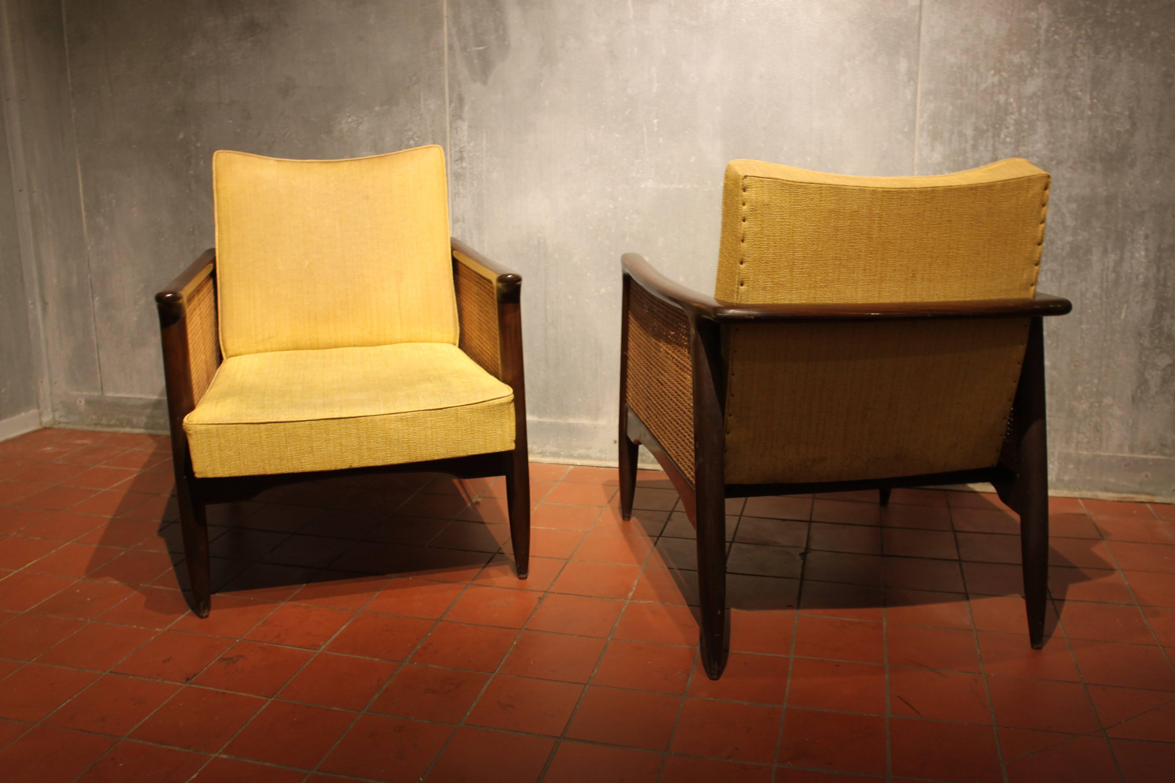 Hard to find beautiful pair of Mid-Century Modern lounge chairs in 