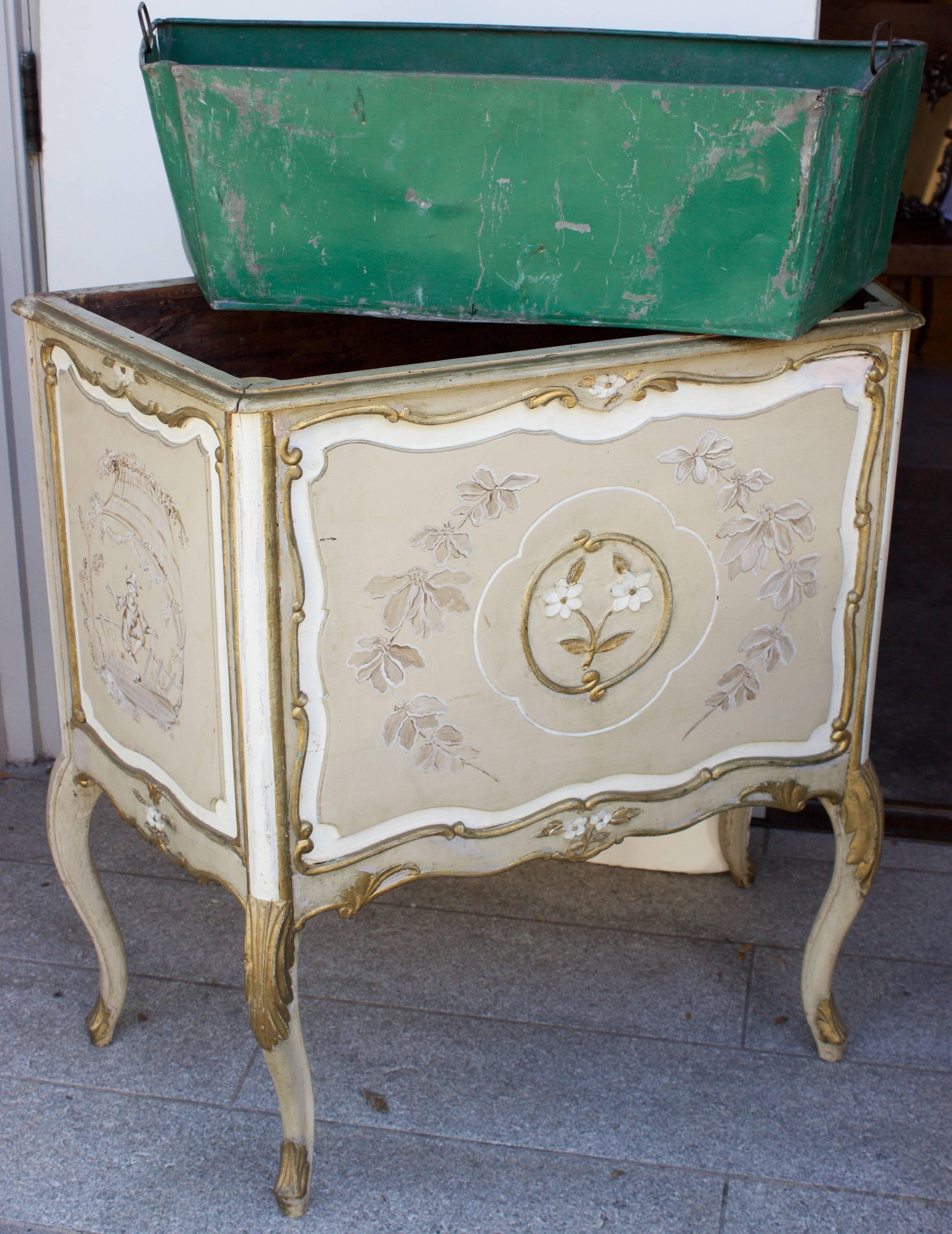 20th Century Large Wood Jardiniere Decorated with Chinoiseries For Sale