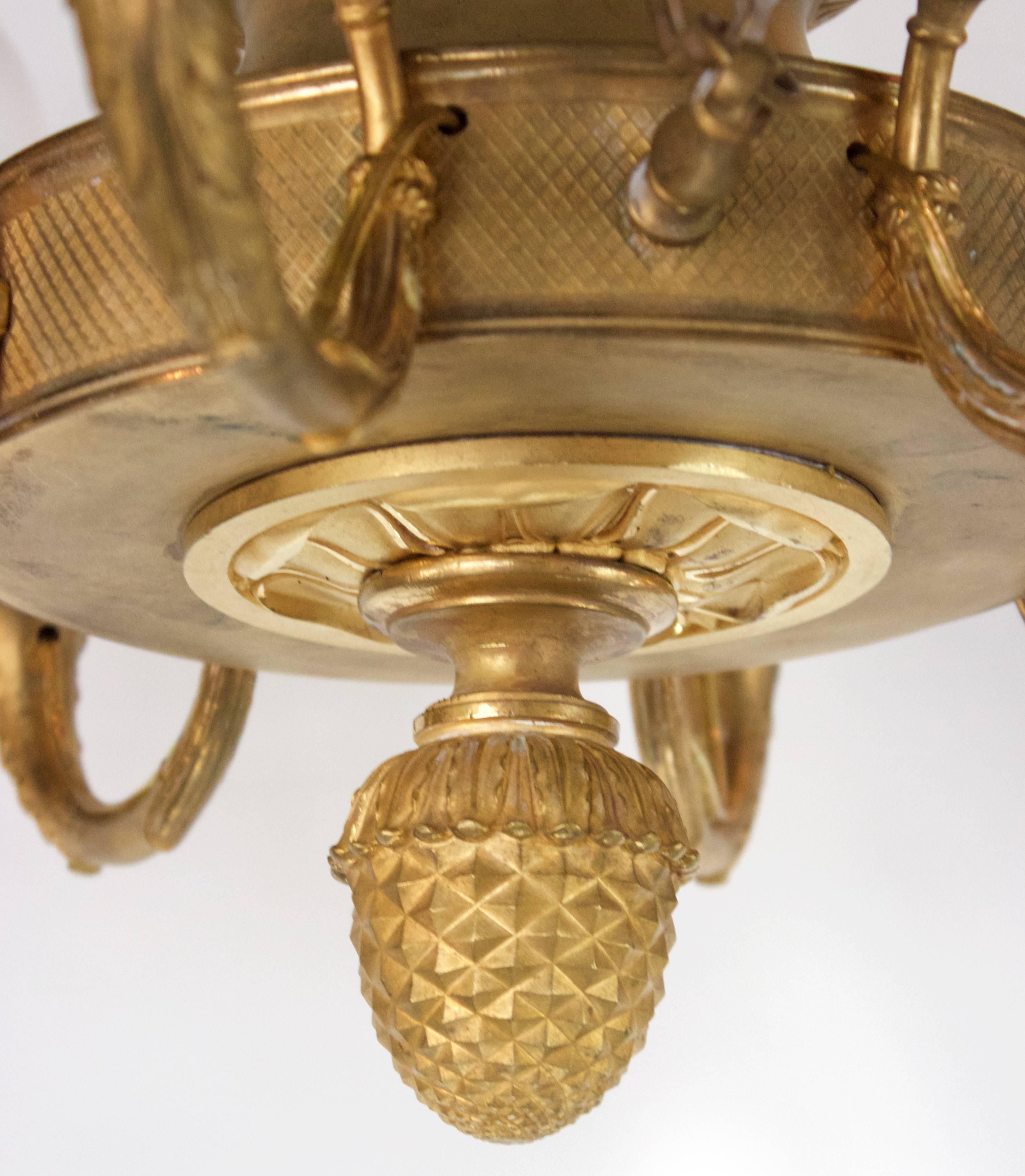 French First Empire Eight-Light Ormolu Bronze Chandelier In Excellent Condition For Sale In Charleston, SC