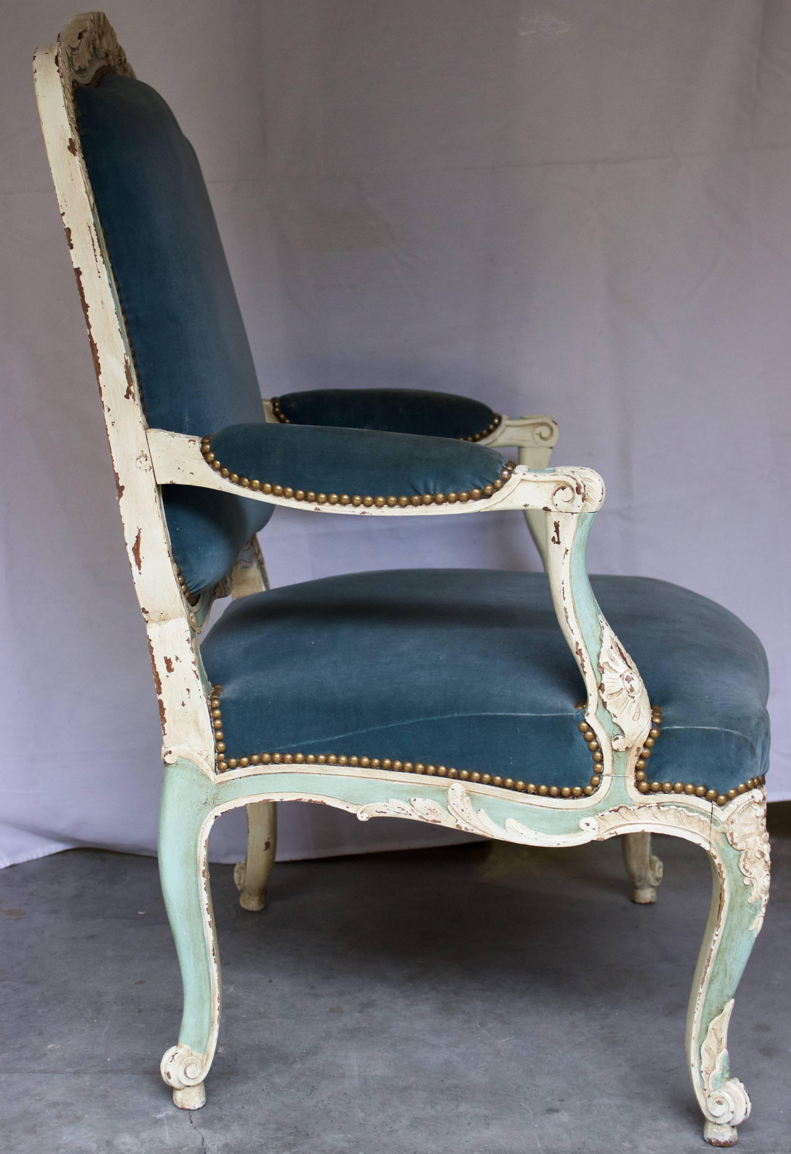 French 19th Century Louis XV Style Fauteuil In Distressed Condition In Charleston, SC