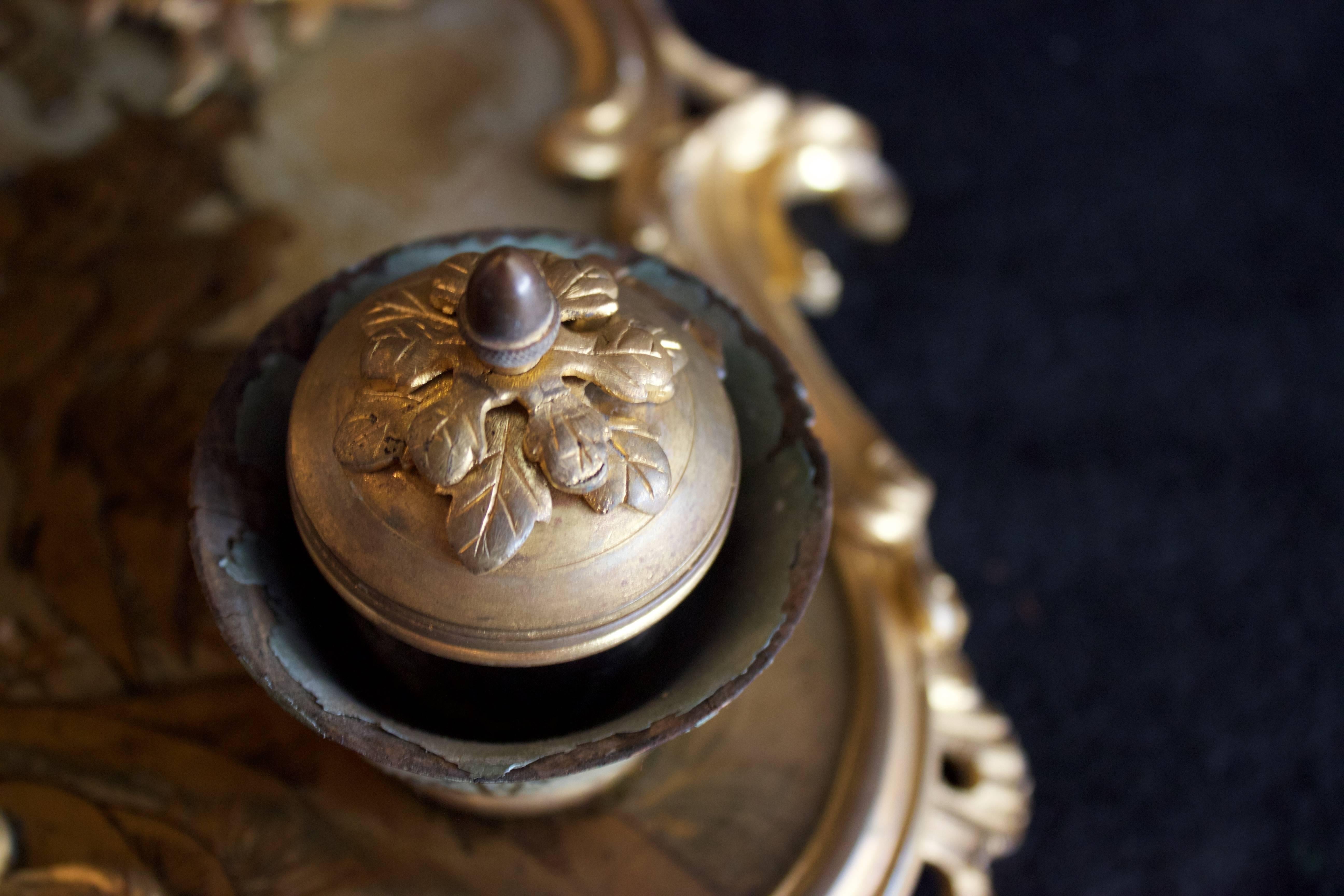 Fine French 18th Century Inkstand in Bronze Doré and Chinoiserie Lacquered Tray For Sale 3