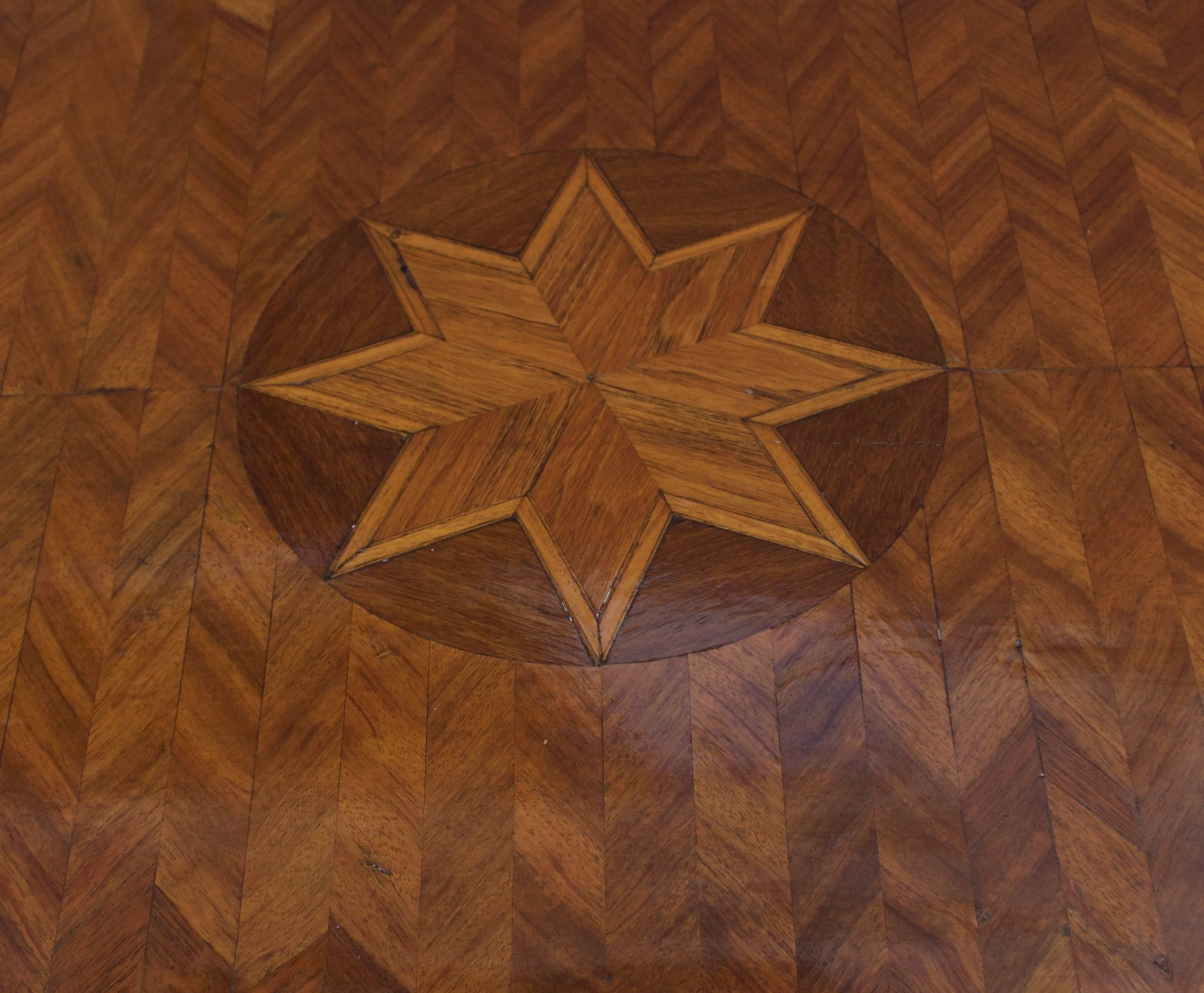 Parquetry Naples Central Walnut and Kingwood Inlaid Desk