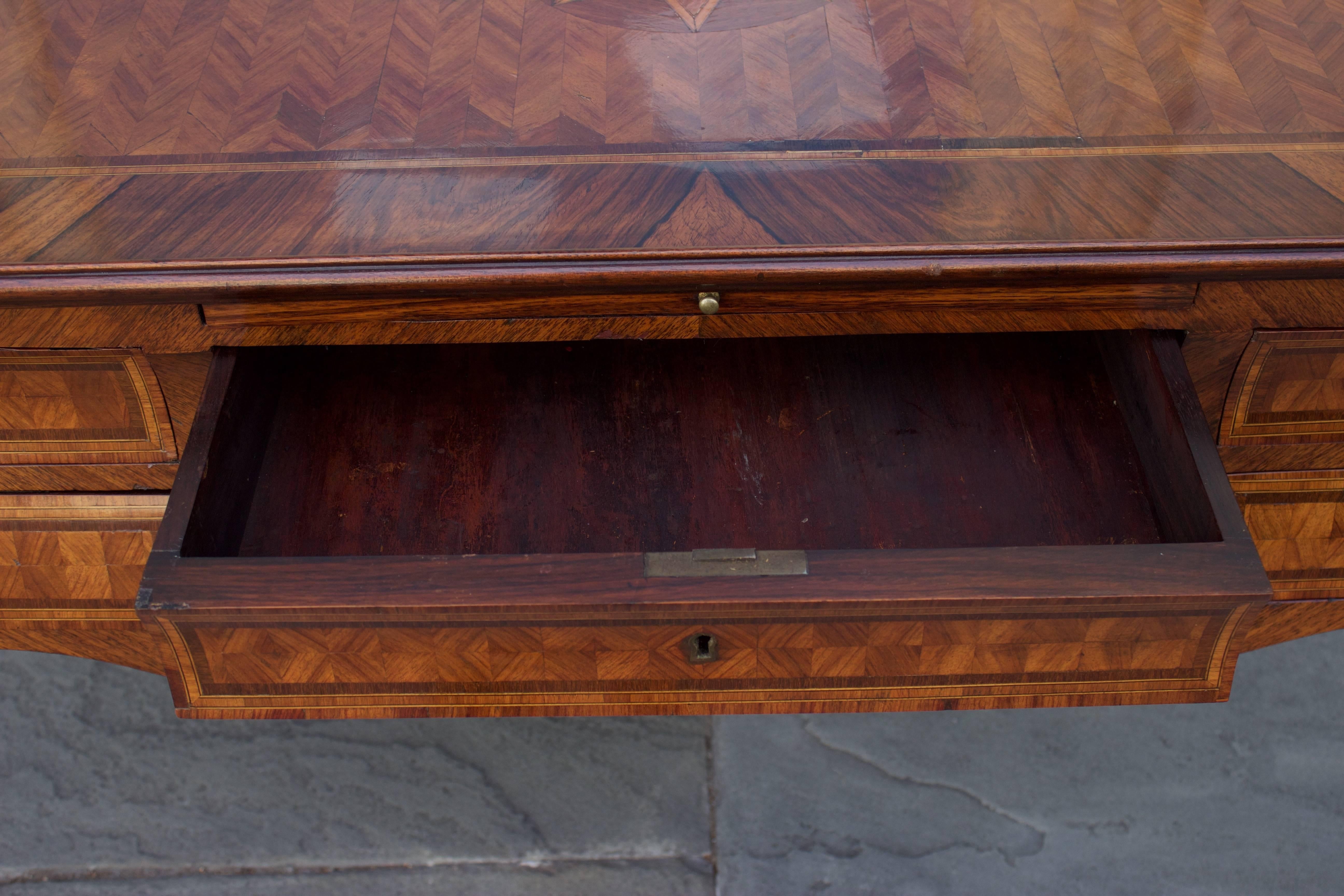 Early 19th Century Naples Central Walnut and Kingwood Inlaid Desk