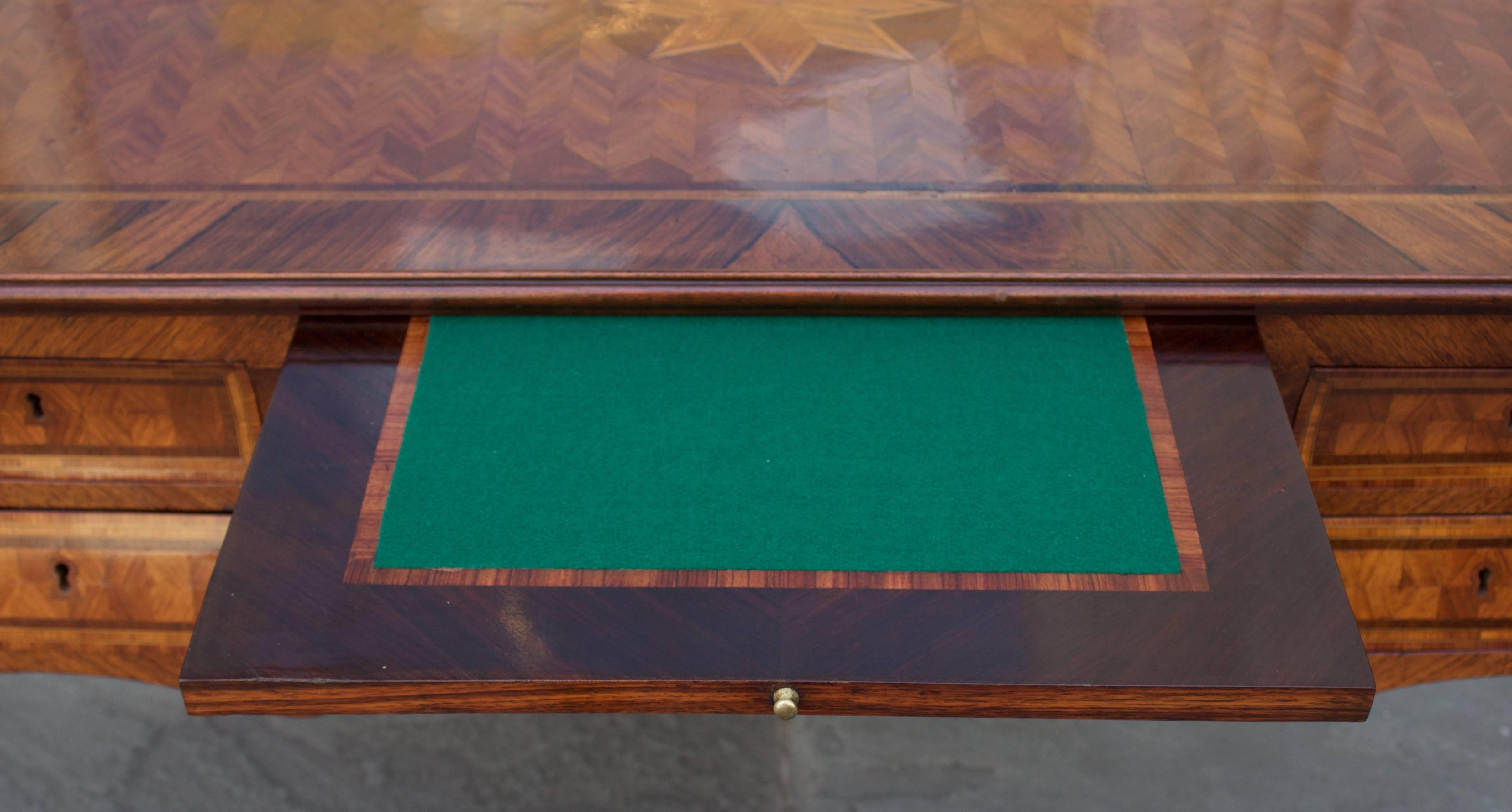 Naples Central Walnut and Kingwood Inlaid Desk 1