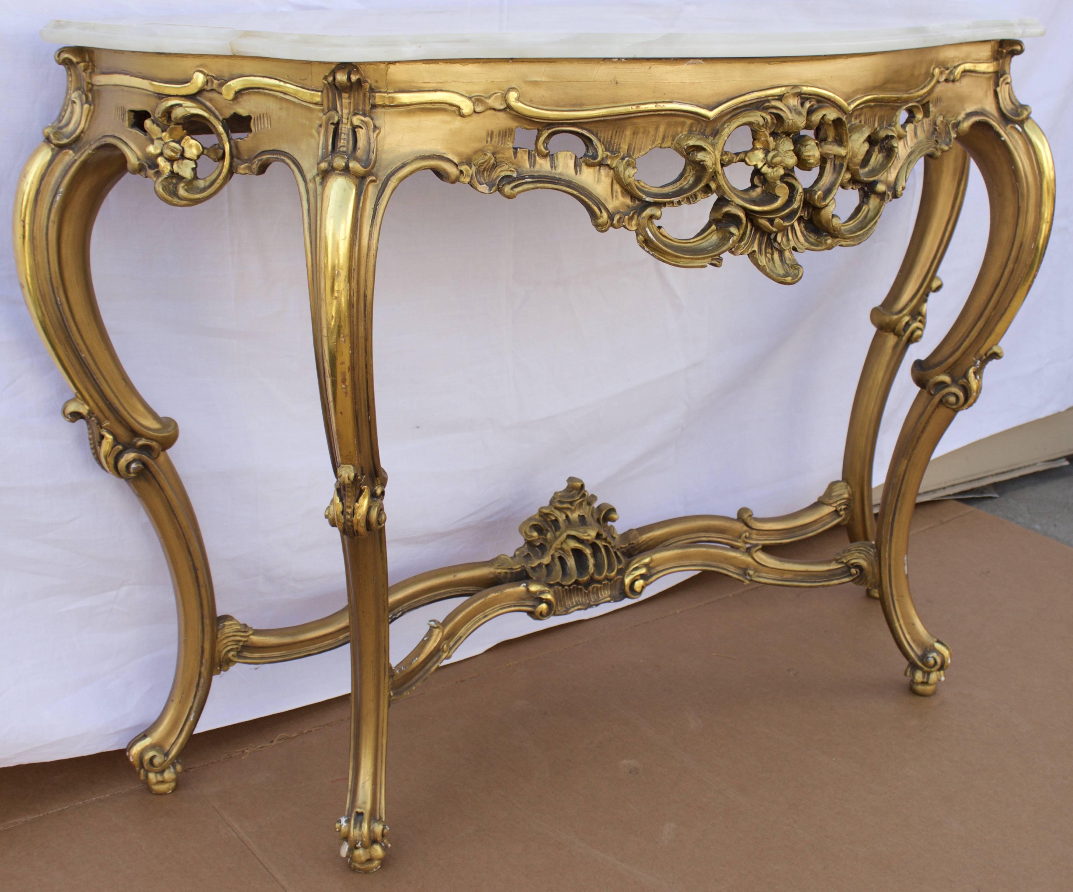 Louis XV Italian Console Table in Giltwood For Sale