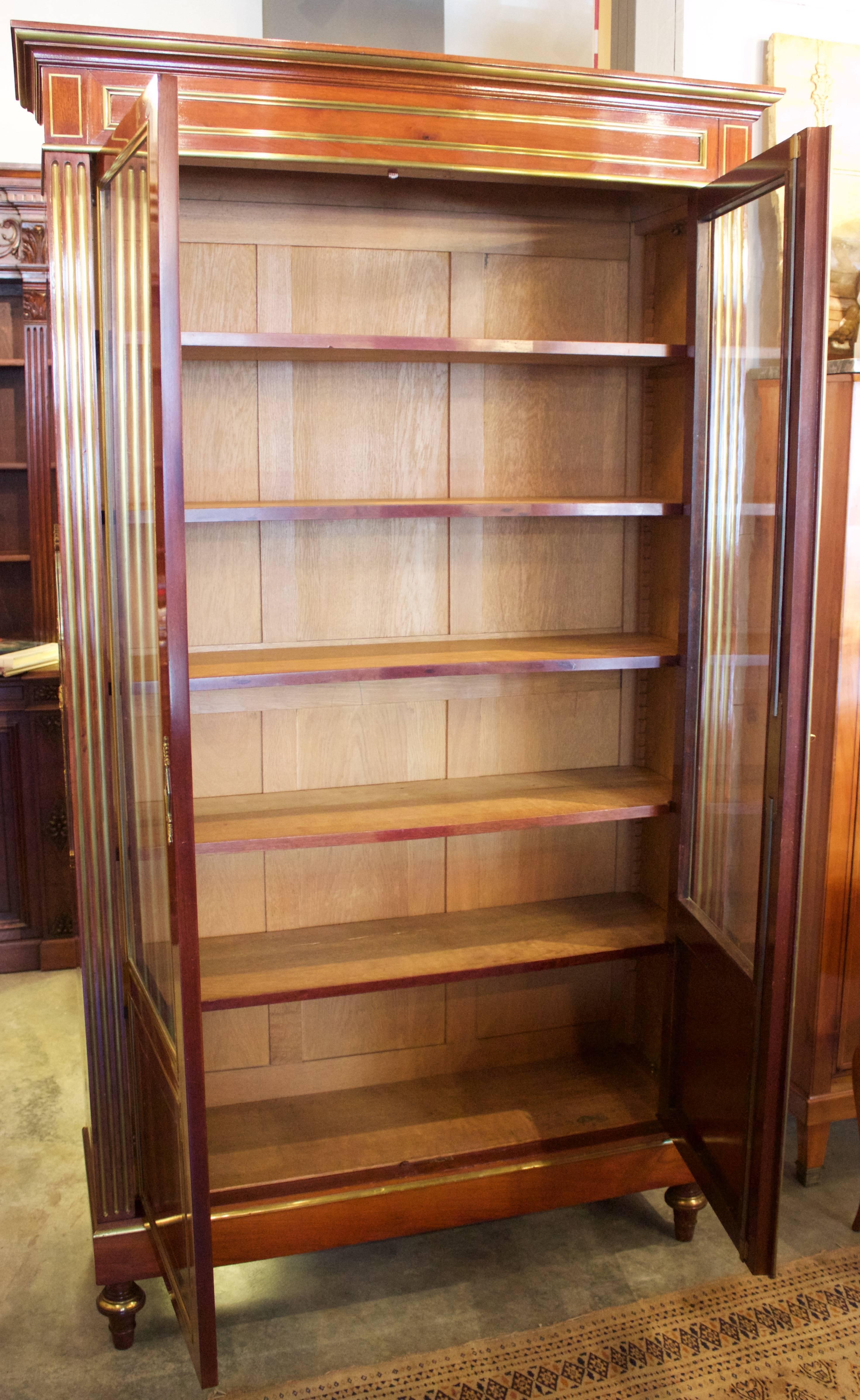 Veneer 19th Century French Bibliotheque in Mahogany For Sale