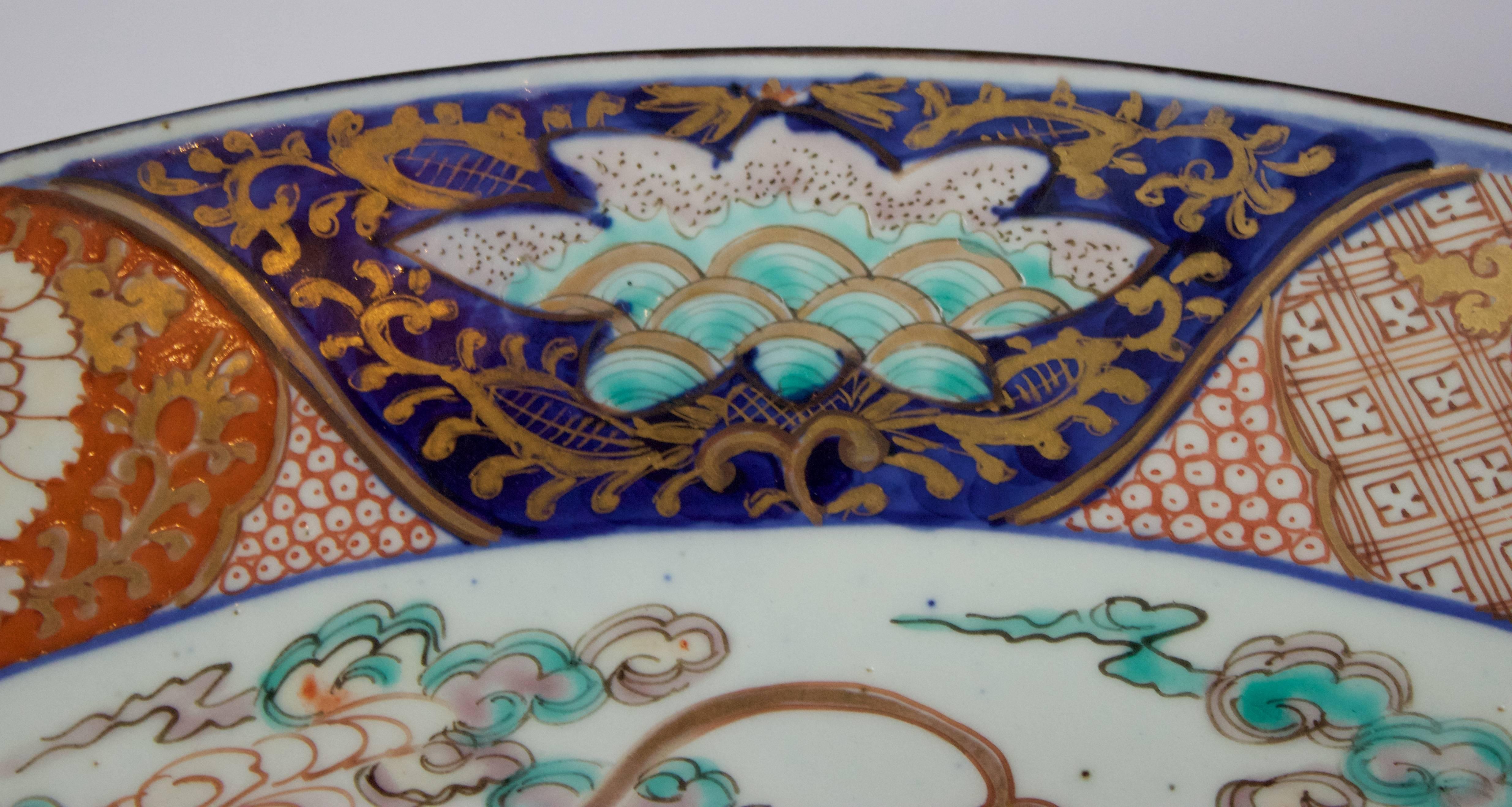 Japonisme 19th Century Large Imari Porcelain Charger For Sale